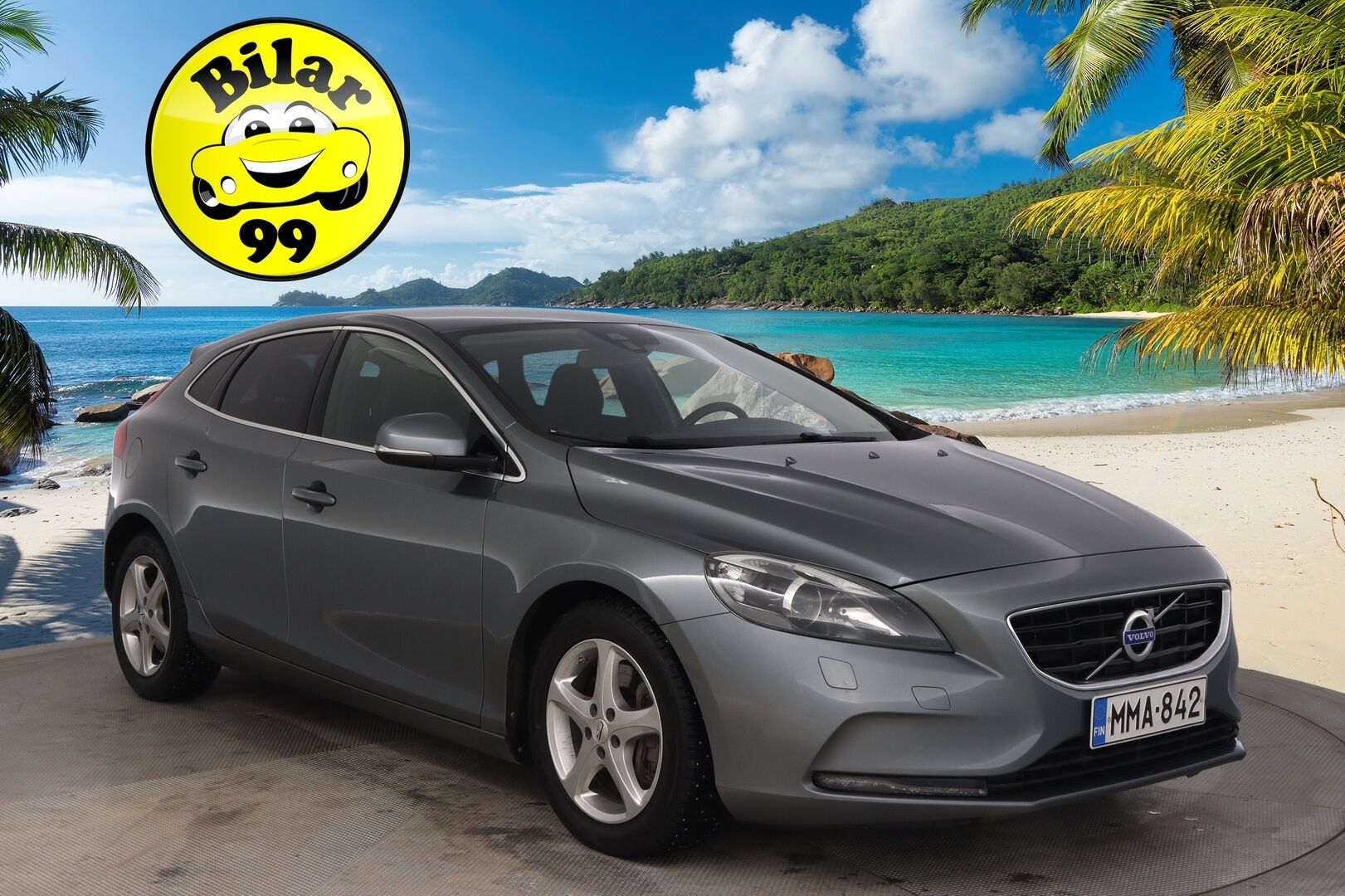 Volvo V40 2015 D4 Momentum aut*Webasto / Suomi-auto / Vakkari* - *Huippu hyvä huoltohistoria / 2x renkaat&alumiinivanteet* - HULLUT AVAJAISHULINAT KORKOTARJOUS 3,29 %