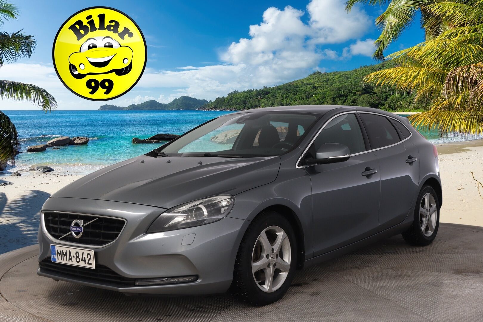 Volvo V40 2015 D4 Momentum aut*Webasto / Suomi-auto / Vakkari* - *Huippu hyvä huoltohistoria / 2x renkaat&alumiinivanteet* - HULLUT AVAJAISHULINAT KORKOTARJOUS 3,29 %