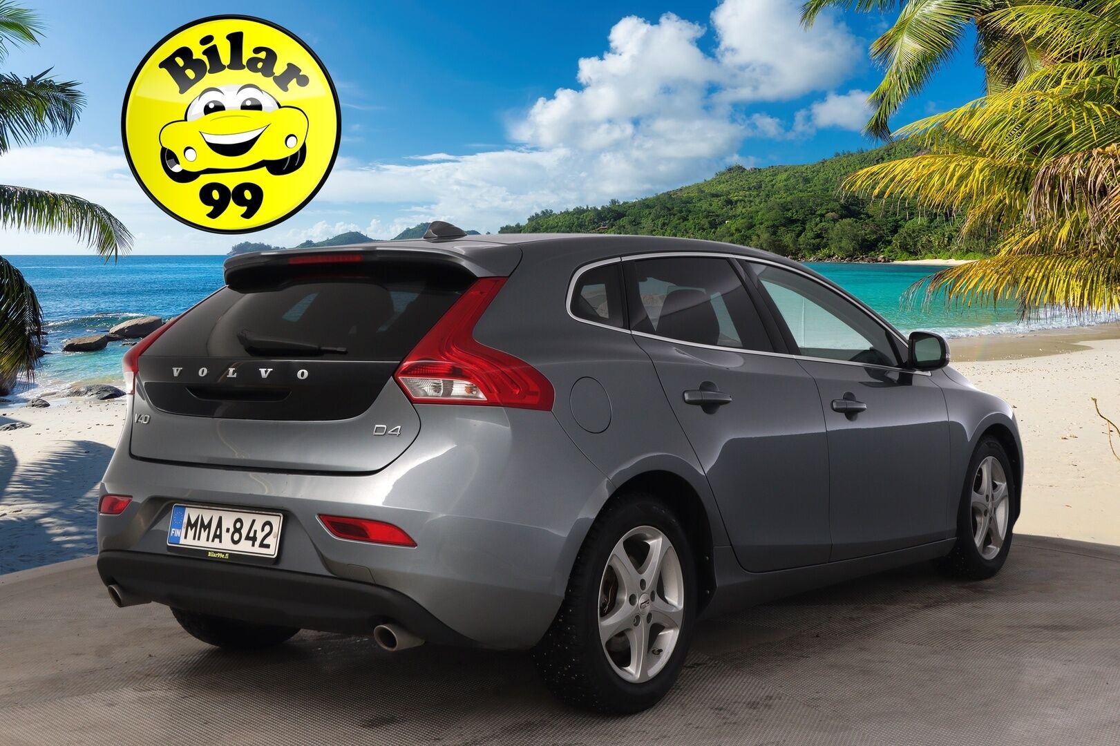 Volvo V40 2015 D4 Momentum aut*Webasto / Suomi-auto / Vakkari* - *Huippu hyvä huoltohistoria / 2x renkaat&alumiinivanteet* - HULLUT AVAJAISHULINAT KORKOTARJOUS 3,29 %