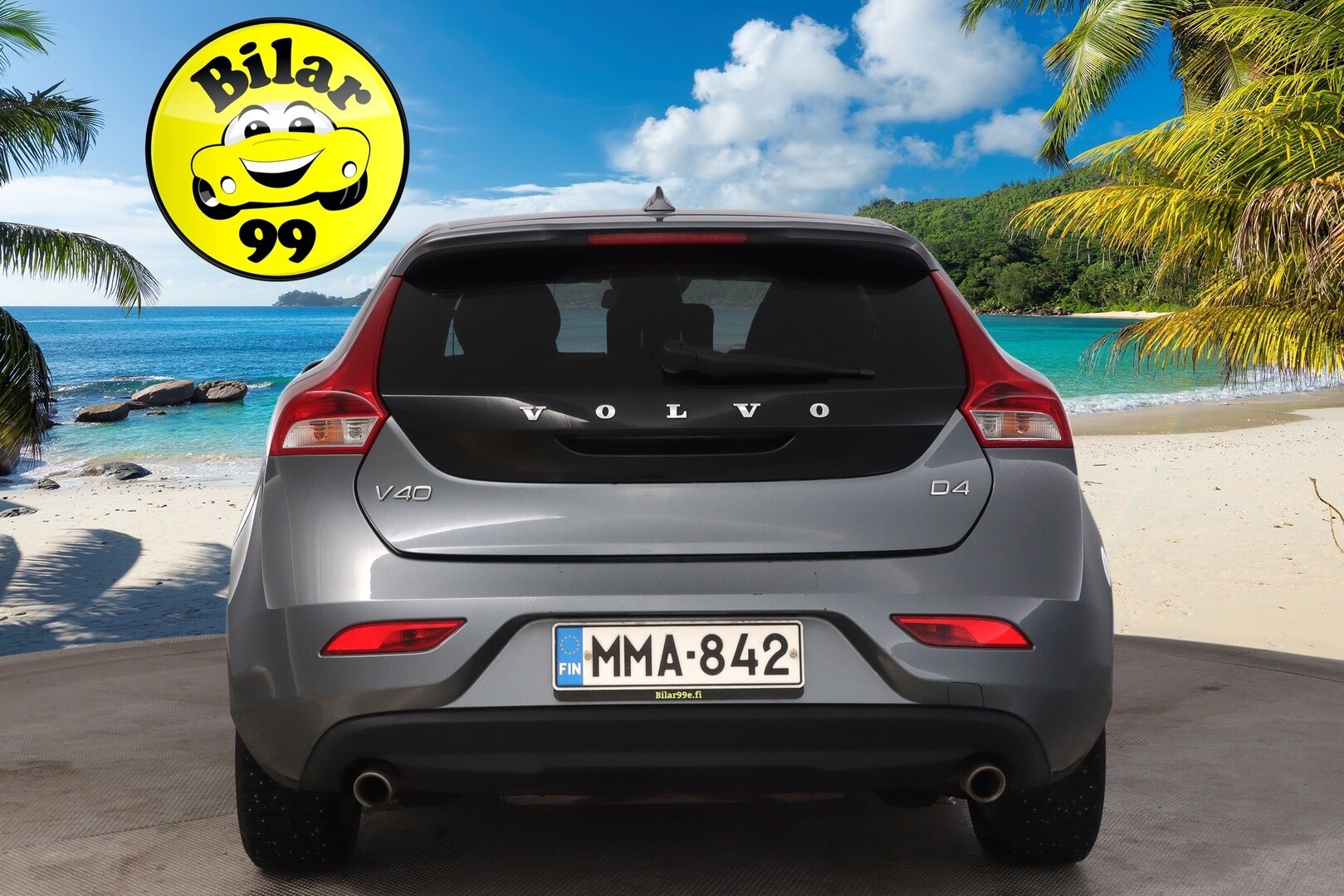 Volvo V40 2015 D4 Momentum aut*Webasto / Suomi-auto / Vakkari* - *Huippu hyvä huoltohistoria / 2x renkaat&alumiinivanteet*