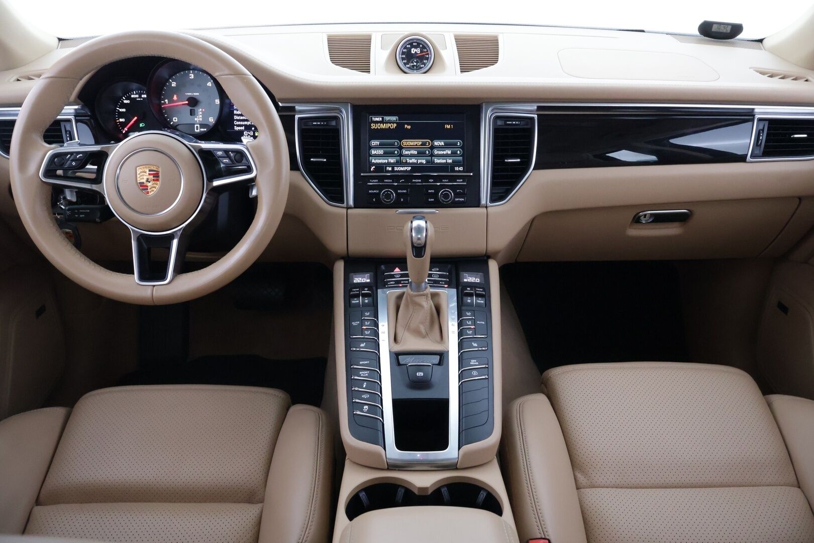 Porsche Macan 2015 S Diesel  *Sport Chrono / Panorama / Webasto / Koukku / 14-suuntaiset muistipenkit / Bose / PASM* - 3,99 % KORKOTARJOUS TÄHÄN AUTOON - *2-Omisteinen / Suomi auto / Todella upeassa kunnossa / Merkkiliikkeen huoltohistoria*