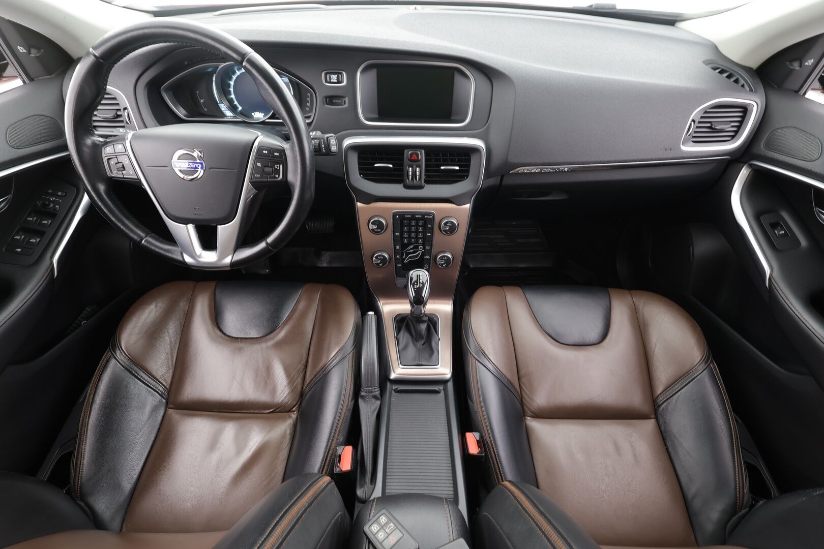 Volvo V40 Cross Country 2014 T4 AWD Summum aut - | ACC | Muistipenkki | Nahat | Digimittari | P.kamera | Xenon | Lane Assist | BLIS | Keyless | Huoltokirja | Lohko+sisälämmitin | 2x renkaat aluin |