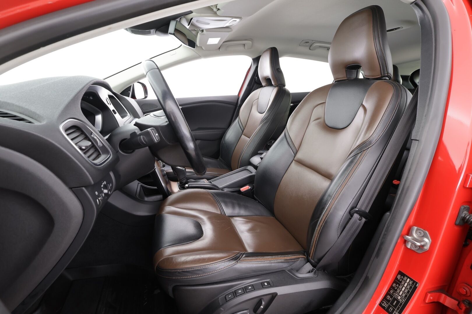 Volvo V40 Cross Country 2014 T4 AWD Summum aut - | ACC | Muistipenkki | Nahat | Digimittari | P.kamera | Xenon | Lane Assist | BLIS | Keyless | Huoltokirja | Lohko+sisälämmitin | 2x renkaat aluin |