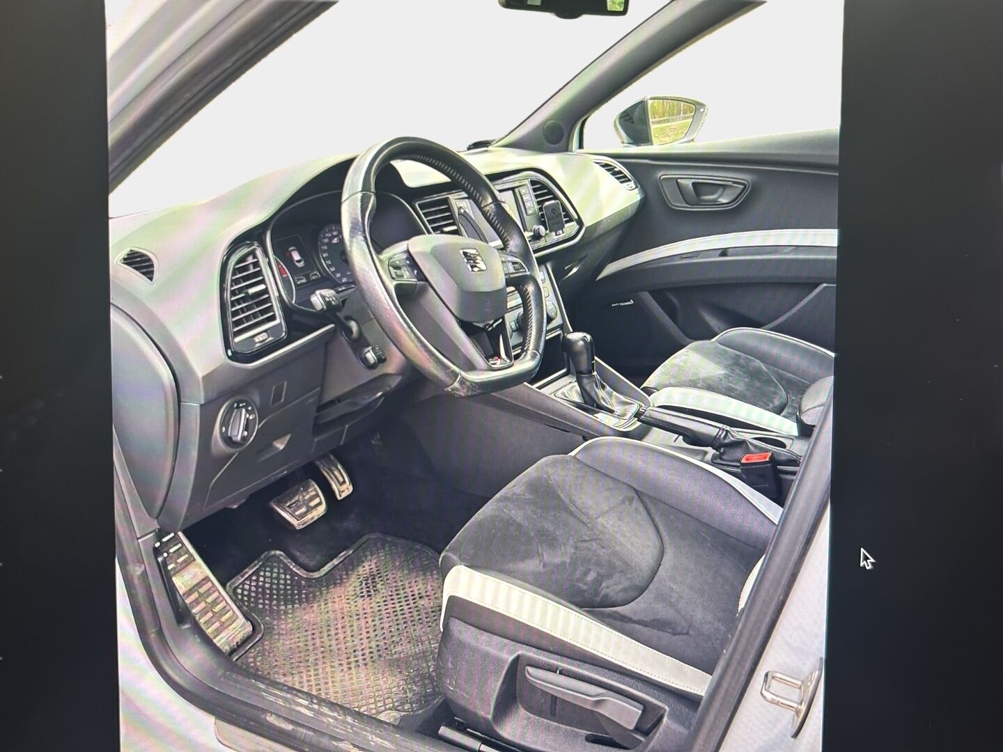 Seat Leon 2015 2,0 TSI 280 Cupra DSG *ACC / Seat sound system / LED / Nahka-Alcantara sporttipenkit / P. tutka / Navi * - Erikois metalliväri / Kattavat huollot / Räpeltämätön yksilö!