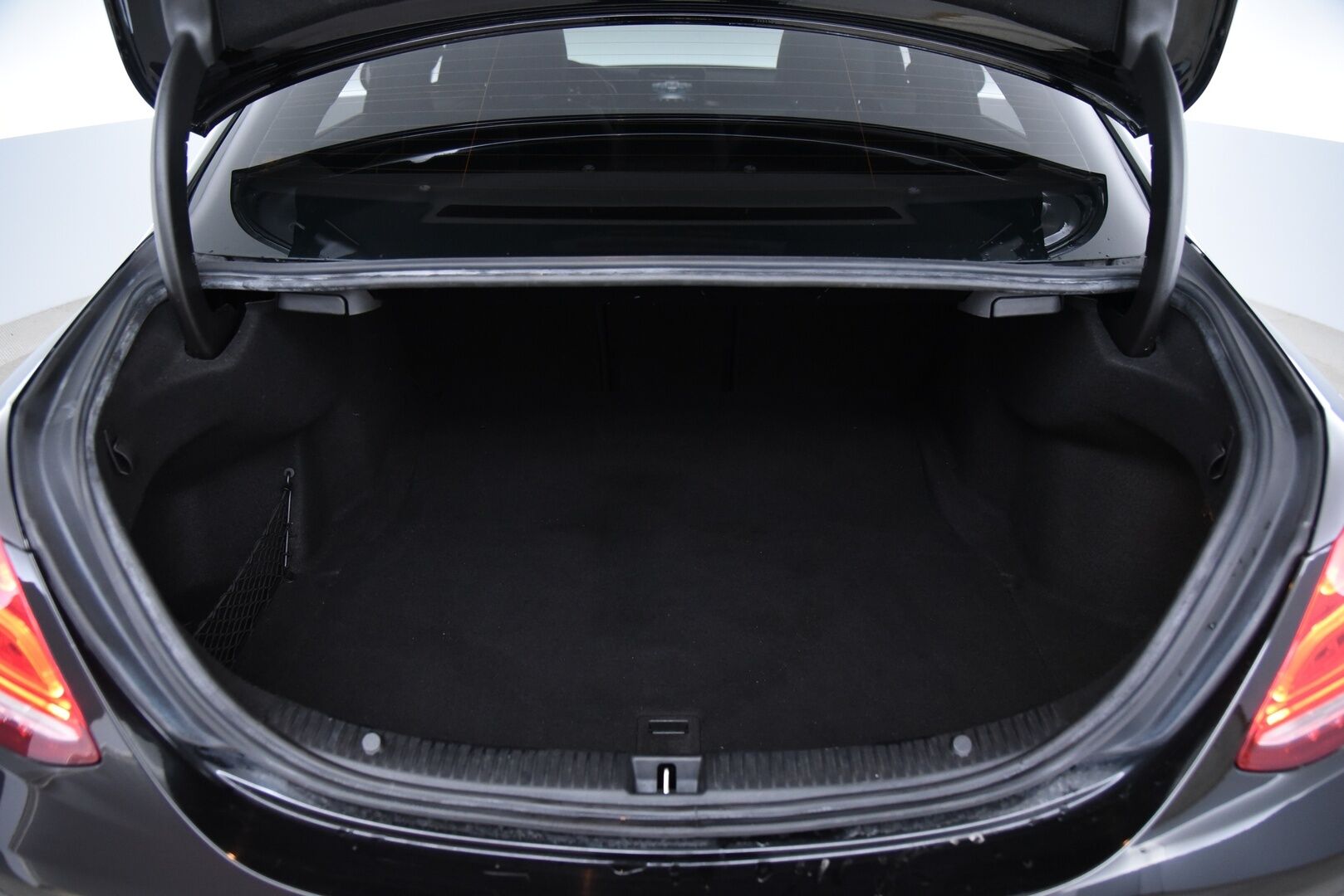 Mercedes-Benz C 2015 200 A Premium Business / P-Tutkat / Lohko + sis pistoke / Suomi-Auto / Rattivaihteet! - Huipputehokkaat ILS LED Ajovalot / Uudet kesärenkaat!