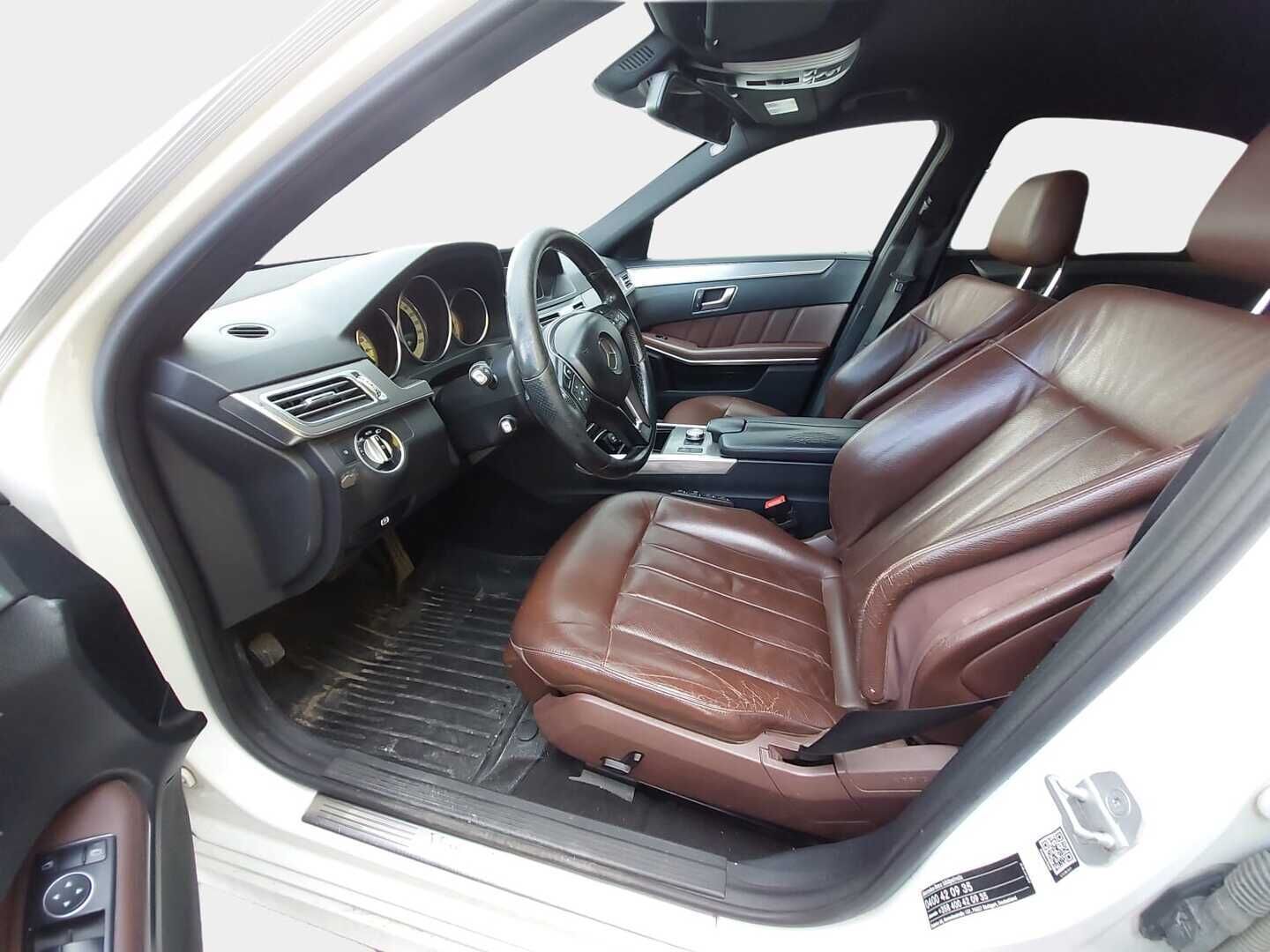 Mercedes-Benz E 2015 200 CDI BE A Premium Pro Taksi - YritysOutlet - Myydään vain yrityksille - – Tämä auto myydään YritysOutlet -valikoimasta vain yritykselle