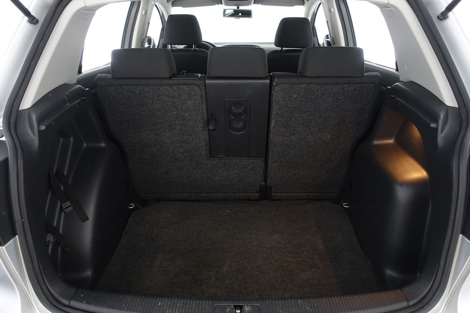 Volkswagen Golf Plus 2011 Comfortline 1,6 TDI 77 kW (105 hv) BlueMotion Technology - | 2-Om. | Suomessa Sama Omistaja 2014 vuodesta | Lohko +Sisä | Sähkölasit | Vakkari | P.Tutkat | Bluetooth  | 2x renkaat vanteineen | Ei AdBlue | 