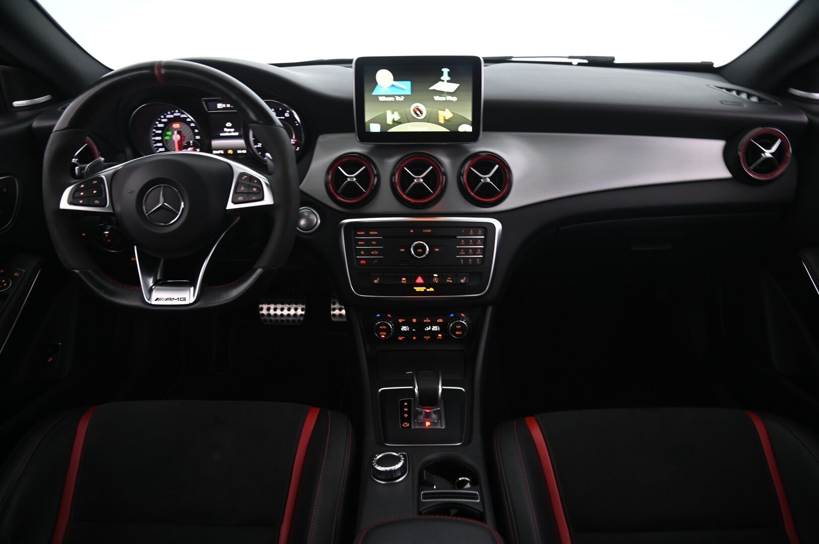 Mercedes-Benz CLA 45 AMG 2015 4Matic A Shooting Brake - Performance penkit & Putkisto | DTR Pro | Harman&Kardon | Panorama | Muistipenkit | Polar silver-magno Erikoisväri! | Night-paketti | Navi | P*Kamera | Suomi-auto | 2X renkaat&vanteet