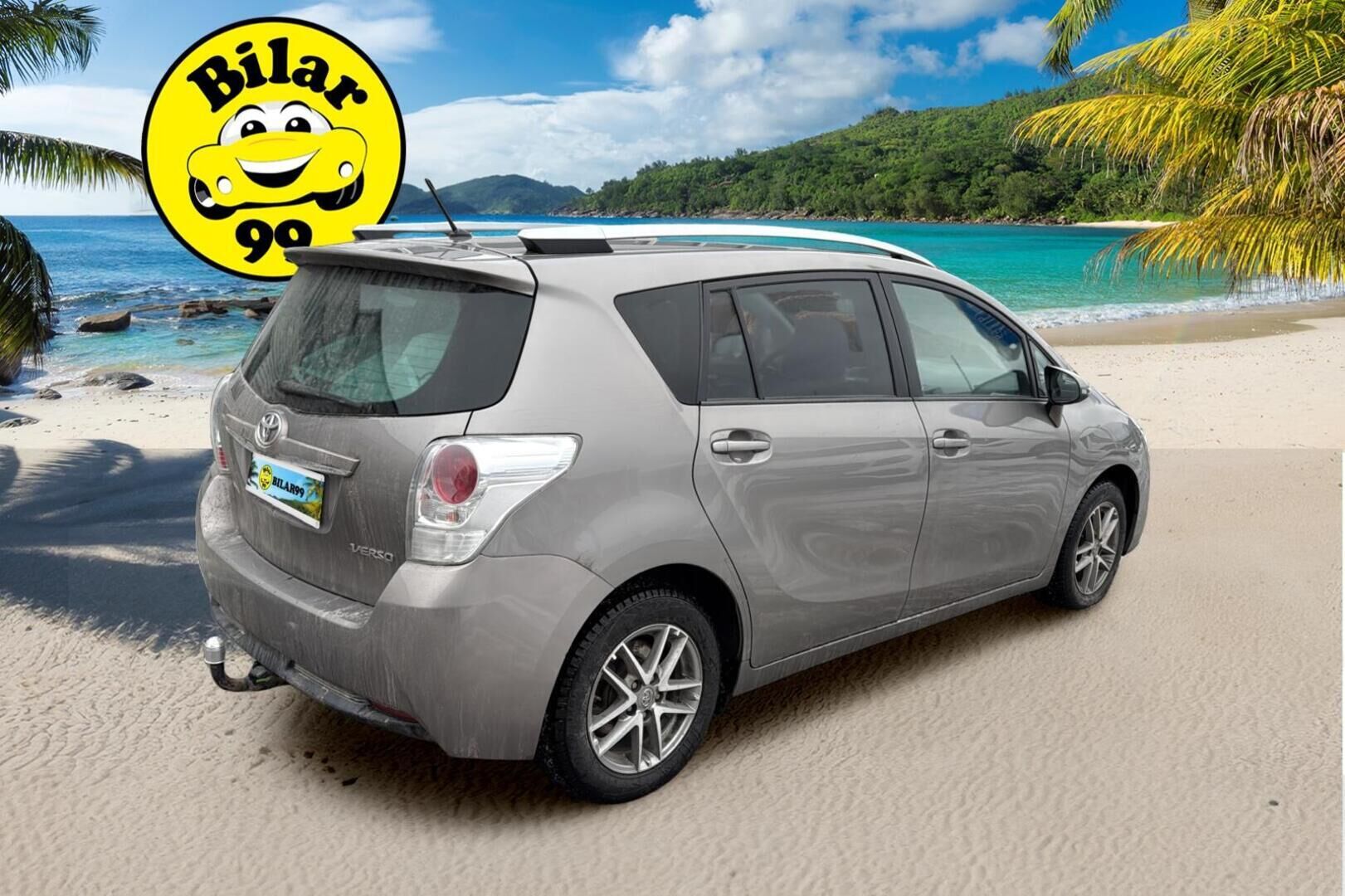 Toyota Verso 2015 1,8 Valvematic Active Edition 7p * Suomiauto / Vetokoukku / Peruutuskamera / Vakkari / Navigointi! - 2x Hyvät renkaat / Hyvin huollettu / Juuri tullut Tampereelle!