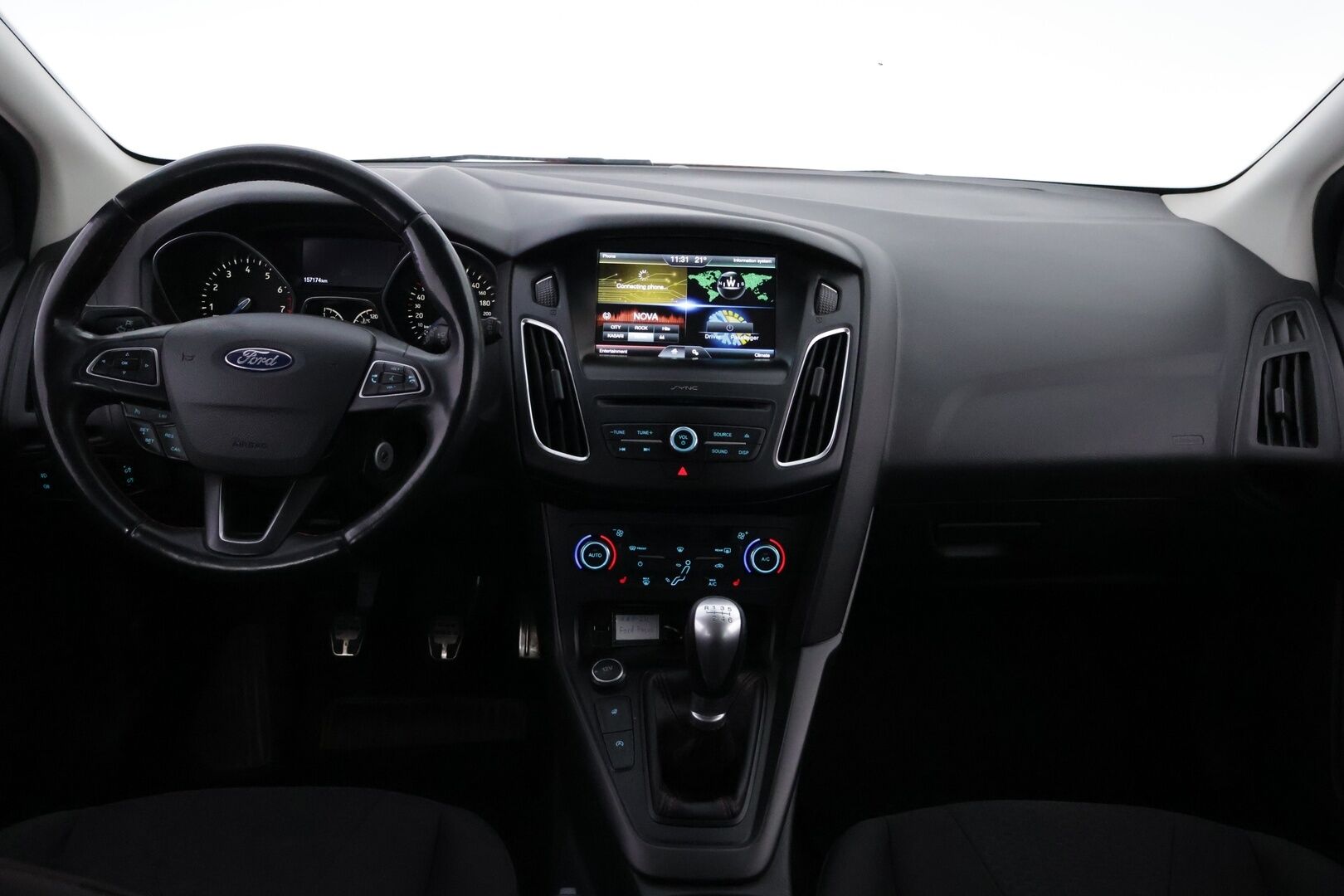 Ford Focus 2016 1,0 EcoBoost 125 hv start/stop M6 Black Wagon - YritysOutlet - Myydään vain yrityksille - – Tämä auto myydään YritysOutlet -valikoimasta vain yritykselle