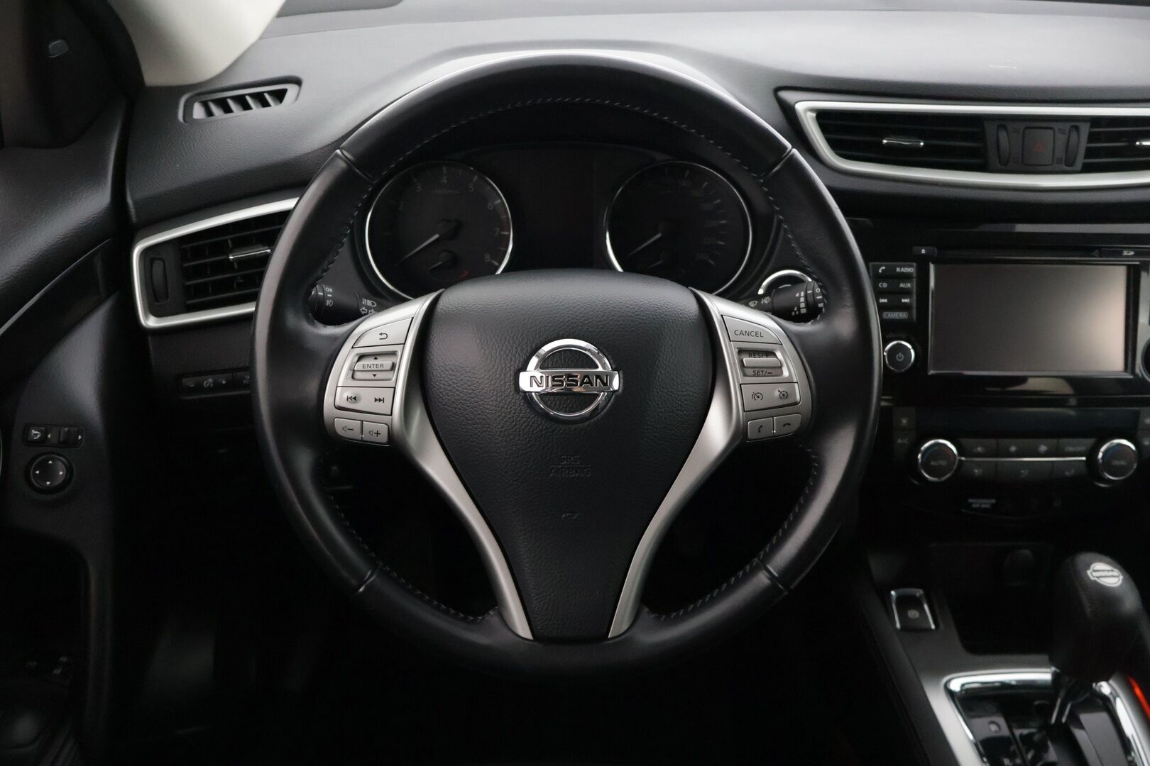 Nissan Qashqai 2017 DIG-T 115 Business 360 2WD Xtronic E6 17" Leather * 360-kamera / kaistavahti / blind spot / nahat / navi * - * Juuri Tullut / 2x renkaat ja vanteet / lohkolämmitin ja sisäpistoke *