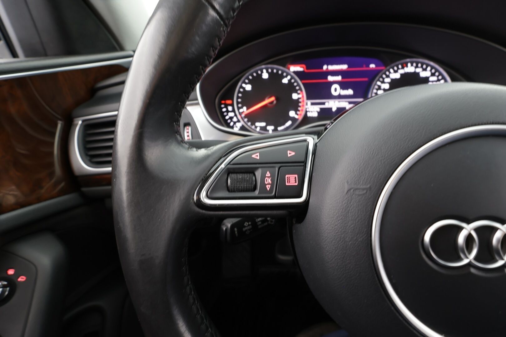 Audi A6 2016 Avant Land of quattro Edition 2,0 TDI 140 kW quattro S tronic * Vakkari / P.tutkat / Koukku / Puolinahat / Webasto * - Suomi-auto / Kahdet renkaat aluvanteilla - Osta nyt, maksa vasta ensi vuonna