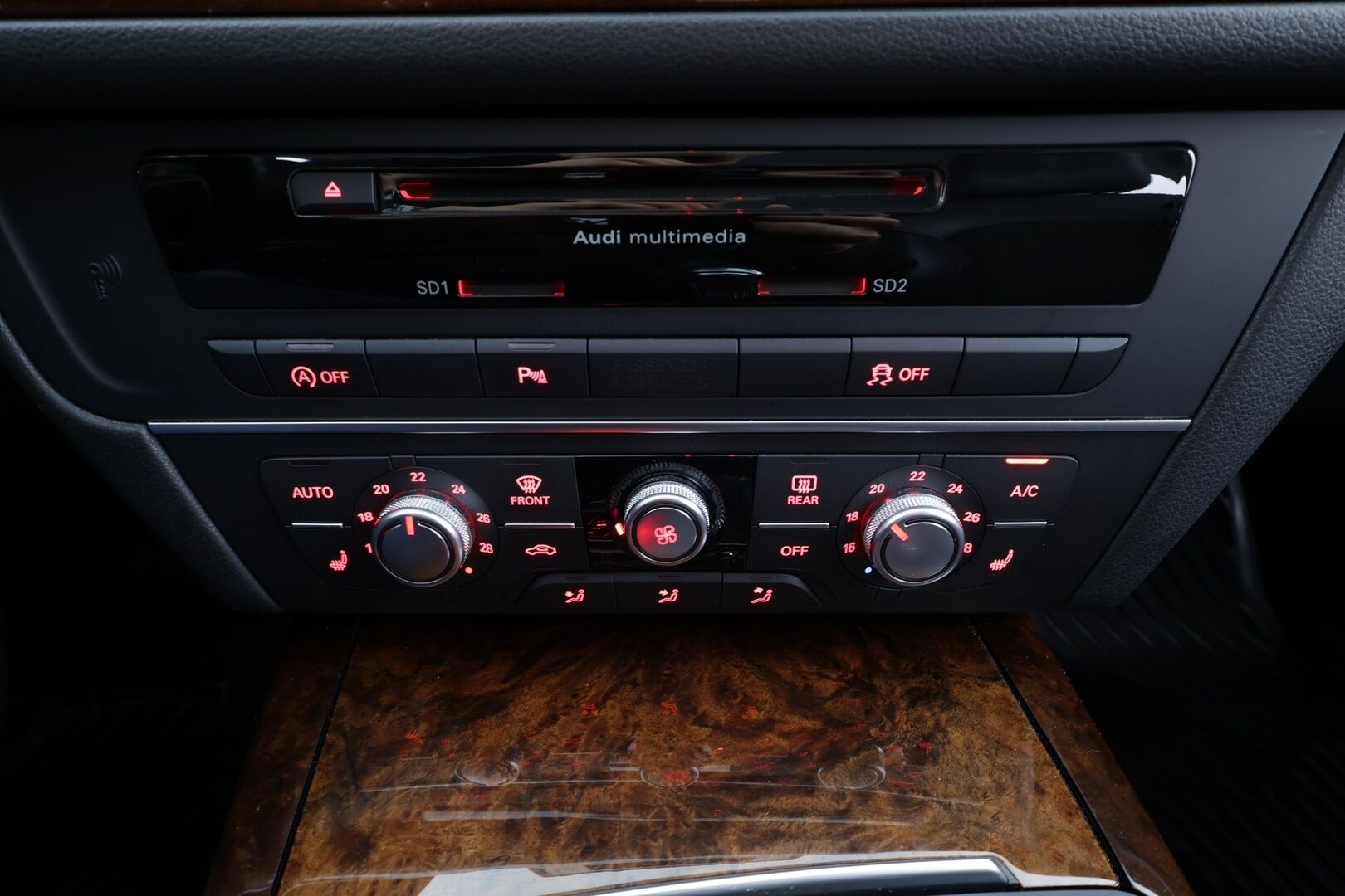 Audi A6 2016 Avant Land of quattro Edition 2,0 TDI 140 kW quattro S tronic * Vakkari / P.tutkat / Koukku / Puolinahat / Webasto * - Suomi-auto / Kahdet renkaat aluvanteilla - Osta nyt, maksa vasta ensi vuonna