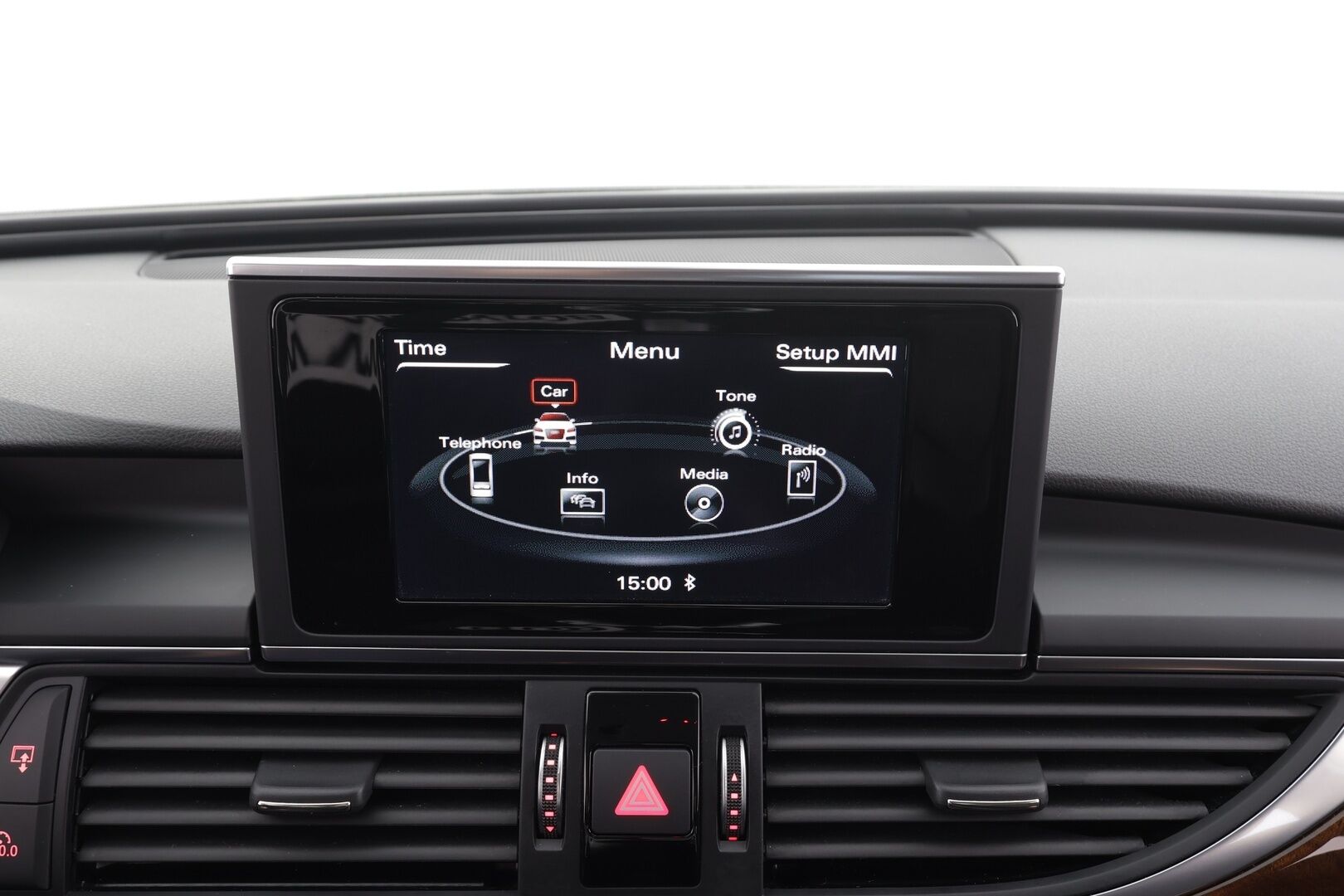 Audi A6 2016 Avant Land of quattro Edition 2,0 TDI 140 kW quattro S tronic * Vakkari / P.tutkat / Koukku / Puolinahat / Webasto * - Suomi-auto / Kahdet renkaat aluvanteilla - Osta nyt, maksa vasta ensi vuonna