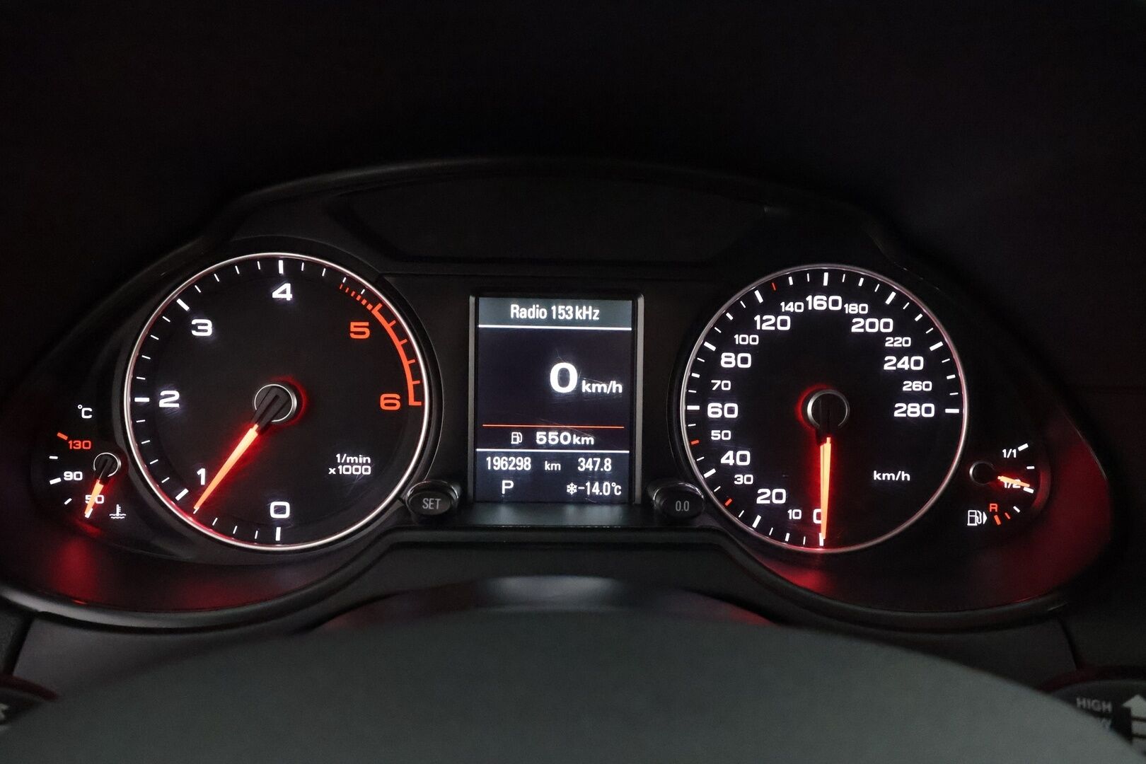 Audi Q5 2017 Offroad Land of quattro Edition 2,0 TDI 140 kW quattro S tronic * Webasto / Koukku / Vakkari / Sporttipenkit * - Suomi-auto / Kahdet renkaat aluvanteilla / Juuri katsastettu - HULLUT AVAJAISHULINAT KORKOTARJOUS 3,29 %