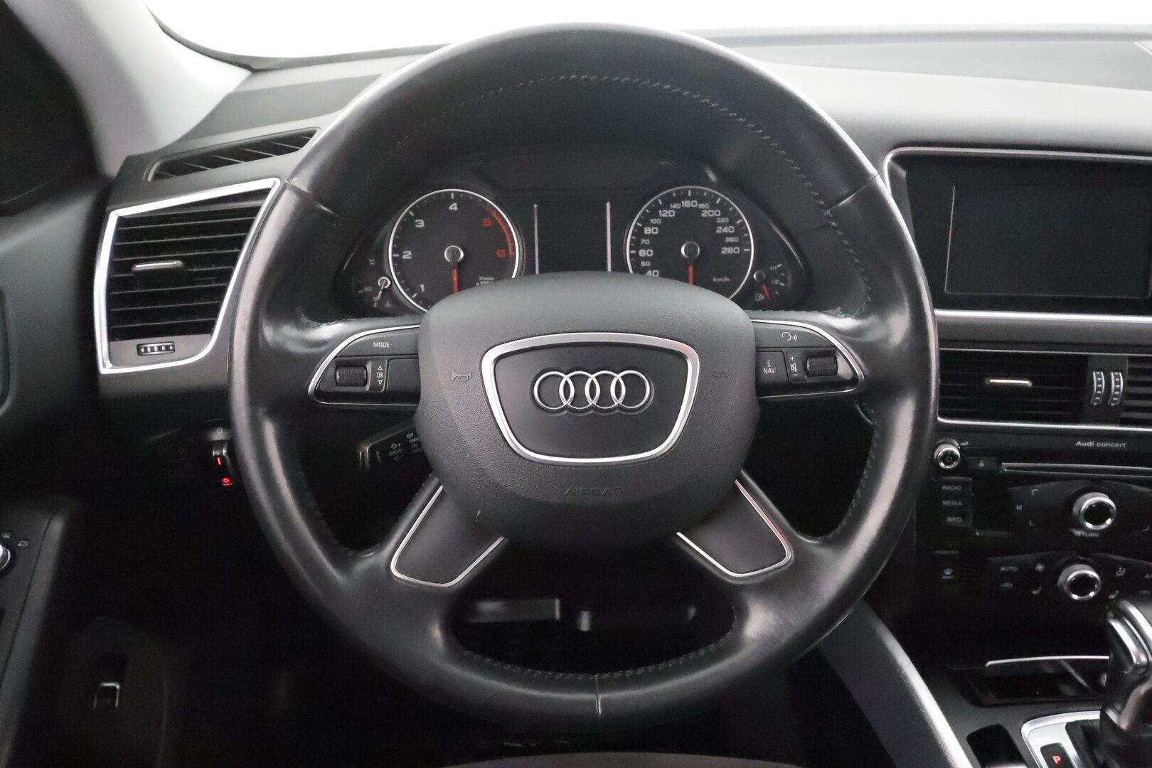 Audi Q5 2017 Offroad Land of quattro Edition 2,0 TDI 140 kW quattro S tronic * Webasto / Koukku / Vakkari / Sporttipenkit * - Suomi-auto / Kahdet renkaat aluvanteilla / Juuri katsastettu - HULLUT AVAJAISHULINAT KORKOTARJOUS 3,29 %