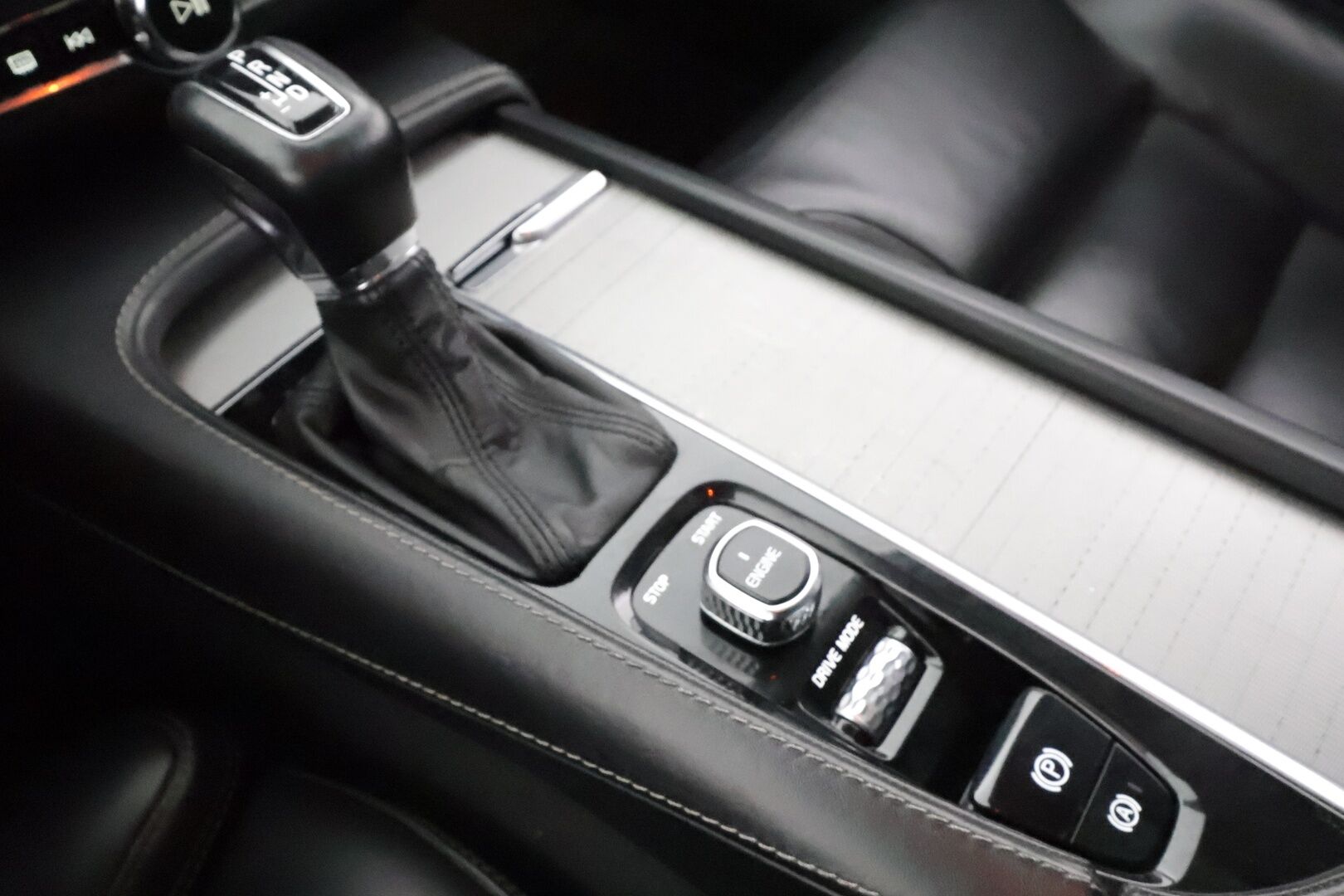 Volvo S90 2016 D5 AWD Inscription - | ACC | Webasto | HUD | Full LED | Lasikattoluukku | Muistipenkit | B&W  | Sporttinahat | 360-kamera | Keyless | Apple&Android | Kahdet Renkaat |
