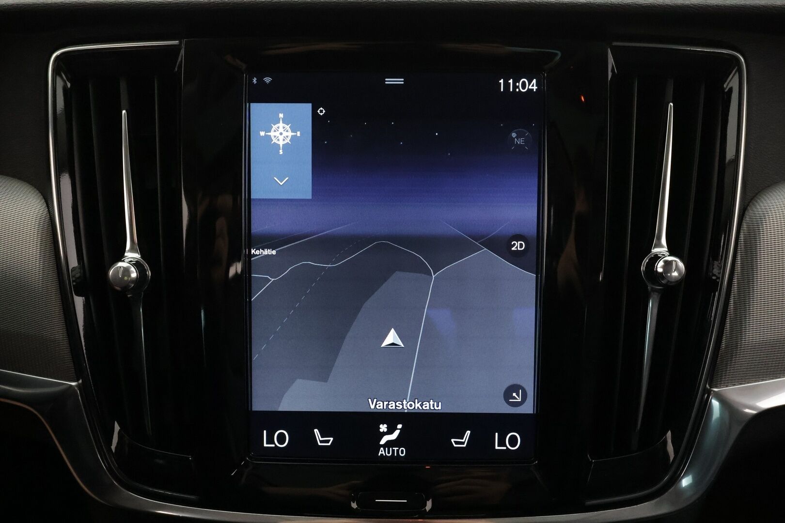 Volvo S90 2016 D5 AWD Inscription - | ACC | Webasto | HUD | Full LED | Lasikattoluukku | Muistipenkit | B&W  | Sporttinahat | 360-kamera | Keyless | Apple&Android | Kahdet Renkaat |