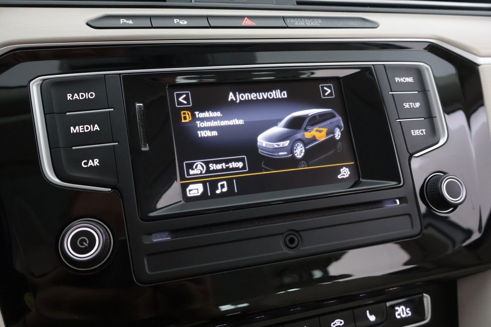 Volkswagen Passat 2016 Variant Highline 1,6 TDI 88 kW (120 hv) DSG-automaatti * Webasto / BLIS / Panorama / Tutkat * - * Suomi-auto / Kahdet renkaat / Hyvä varustelu *
