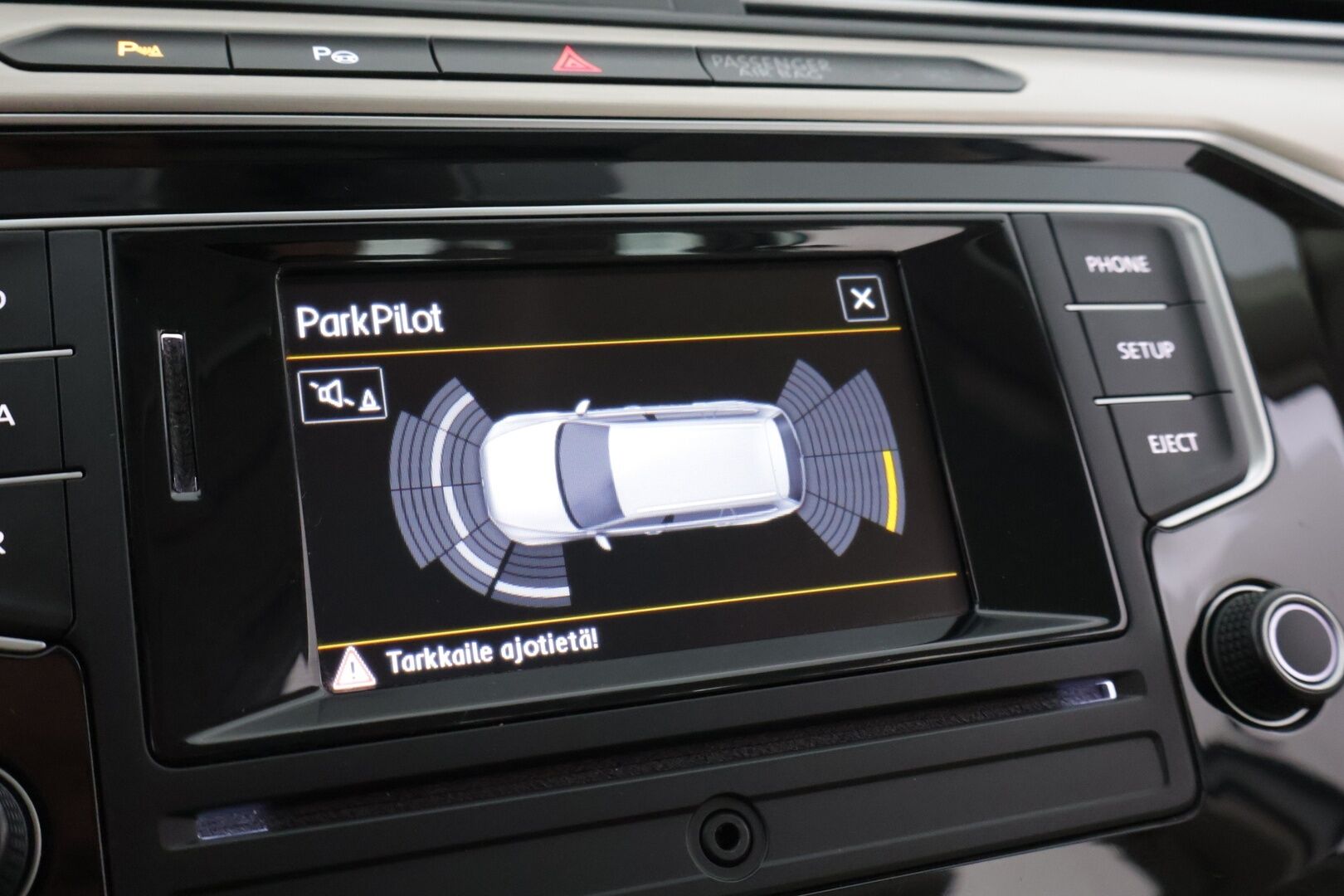 Volkswagen Passat 2016 Variant Highline 1,6 TDI 88 kW (120 hv) DSG-automaatti * Webasto / BLIS / Panorama / Tutkat * - * Suomi-auto / Kahdet renkaat / Hyvä varustelu *