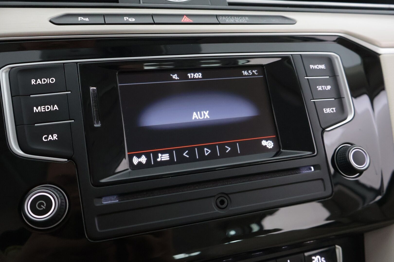 Volkswagen Passat 2016 Variant Highline 1,6 TDI 88 kW (120 hv) DSG-automaatti * Webasto / BLIS / Panorama / Tutkat * - * Suomi-auto / Kahdet renkaat / Hyvä varustelu *
