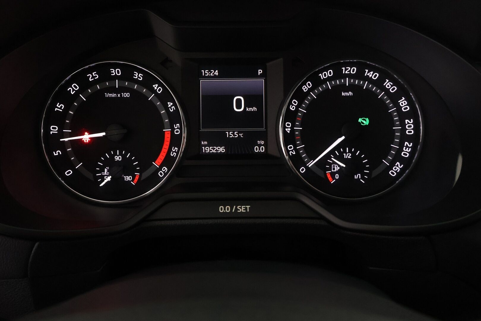 Skoda Octavia 2016 Combi 2,0 TDI 184 4x4 Scout DSG Autom. *Webasto / ACC / P. kamera / Vetokoukku / Läm. tuulilasi / Sähköinen takaluukku* - *Suomi-auto / 2x Renkaat & Vanteet / kattava huoltohistoria / Ei Adblueta!*