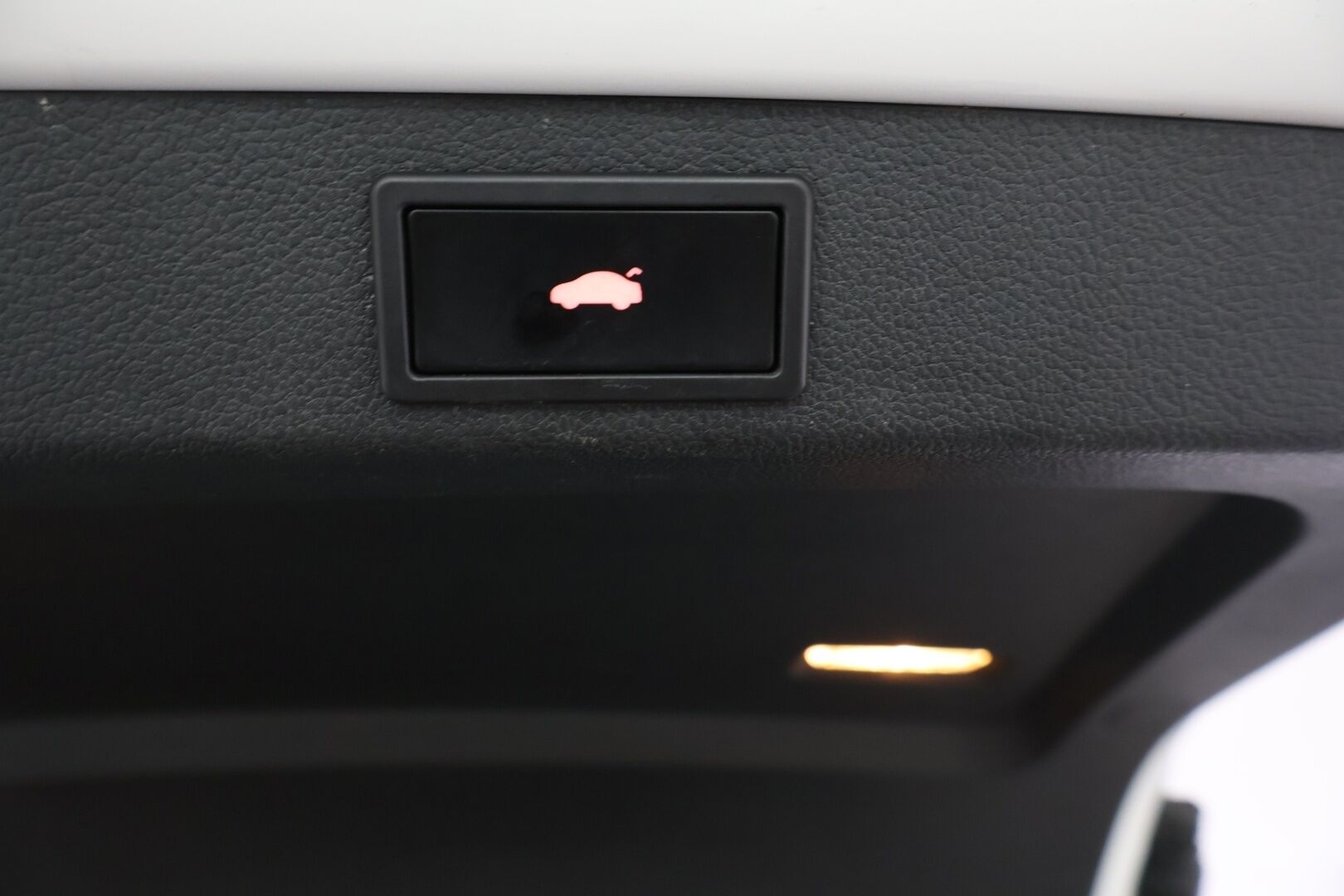 Skoda Superb 2016 Combi 1,4 TSI ACT 4x4 Ambition */ 2.om Suomi-auto / Webasto / Läm. tuulilasi / Koukku / Navi / 2x renkaat /* - Juuri saapunut / 2x renkaat