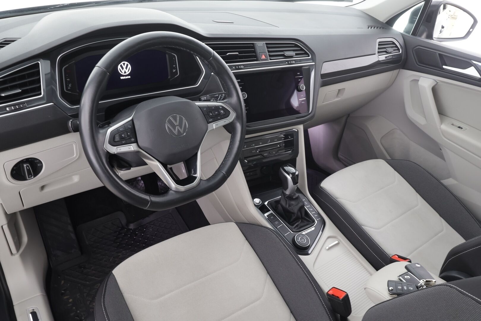 Volkswagen Tiguan 2023 2,0 TDI SCR 110 kW 4MOTION DSG-automaatti * Webasto / Adapt.Vakkari / IQ Light / Vetokoukku / Peruutuskamera / Digimittari - 1OM Suomiauto / ALV / Supervarusteet / Juuri tullut Tampereelle!