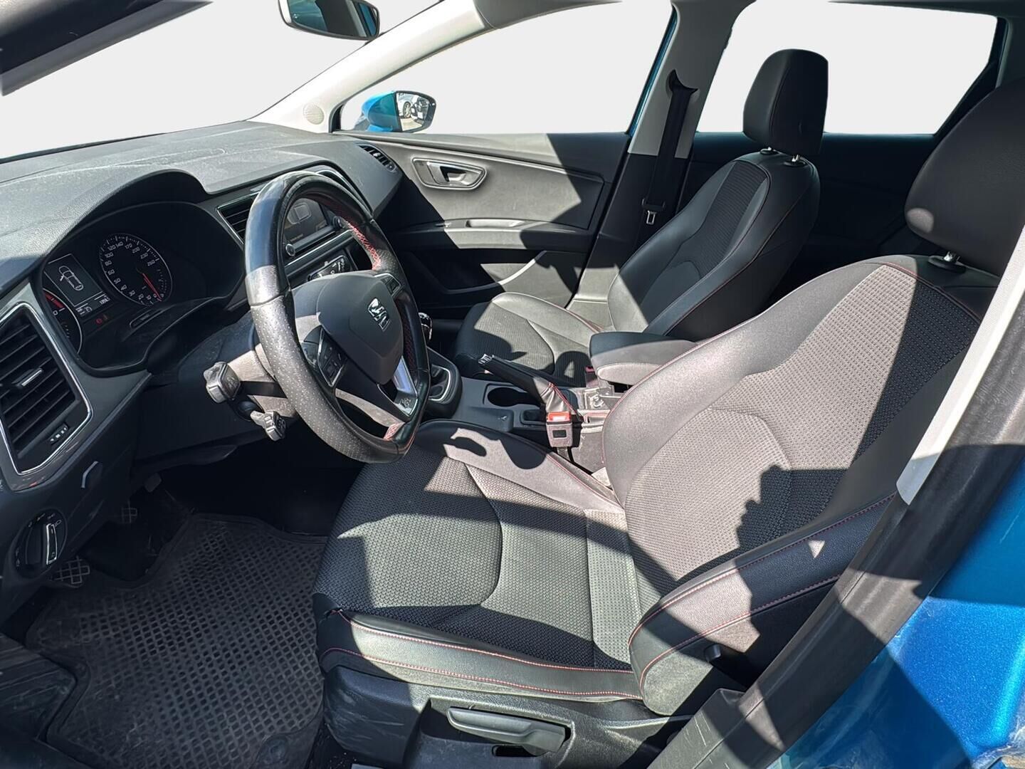 Seat Leon ST 2016 1,4 TSI 150 ACT FR *Suomi-auto / Adapt. vakkari / P.kamera / Webasto / Carplay / 2x renkaat* - Ilmainen kotiintoimitus / 2x renkaat - HULLUT AVAJAISHULINAT KORKOTARJOUS 3,29 %