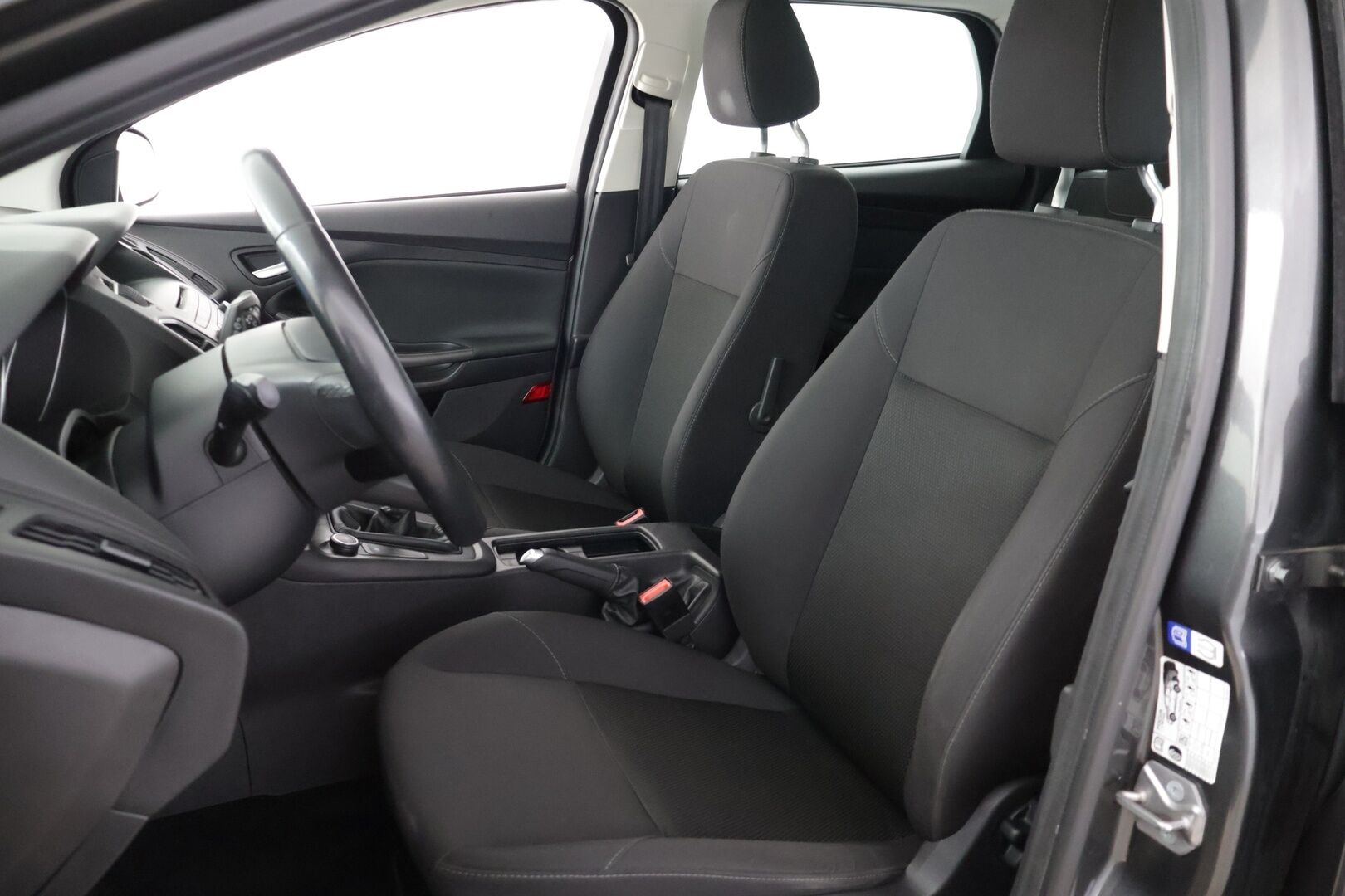 Ford Focus 2016 1,0 EcoBoost 125 hv Start/Stop M6 Trend Wagon - Juuri katsastettu & huollettu + jakopää | | Lohko | Kahdet renkaat | Upea metalliväri | Lämmitettävä tuulilasi | Suomi-auto