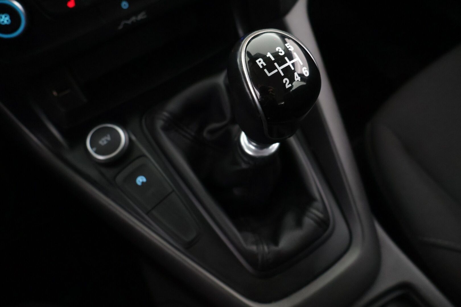Ford Focus 2016 1,0 EcoBoost 125 hv Start/Stop M6 Trend Wagon - Juuri katsastettu & huollettu + jakopää | | Lohko | Kahdet renkaat | Upea metalliväri | Lämmitettävä tuulilasi | Suomi-auto