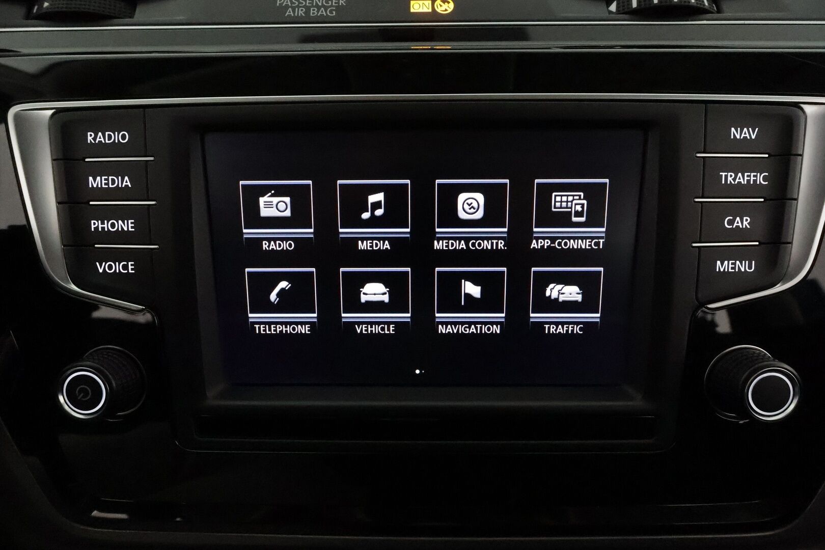 Volkswagen Touran 2017 Comfortline 1,4 TSI 110 kW DSG 7-paik. *Adapt.vakkari / Webasto / Koukku / LED / Navi / Keyless / P.kamera* - Suomi-auto / Hyvin huollettu / 2x vanteet / Lohkolämmitin 