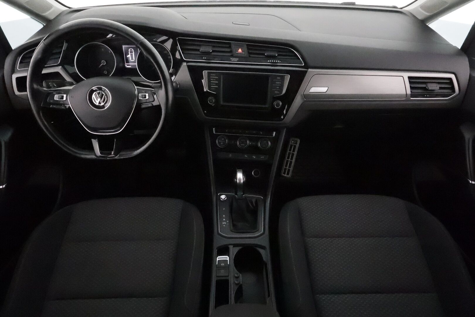 Volkswagen Touran 2017 Comfortline 1,4 TSI 110 kW DSG 7-paik. *Adapt.vakkari / Webasto / Koukku / LED / Navi / Keyless / P.kamera* - Suomi-auto / Hyvin huollettu / 2x vanteet / Lohkolämmitin 