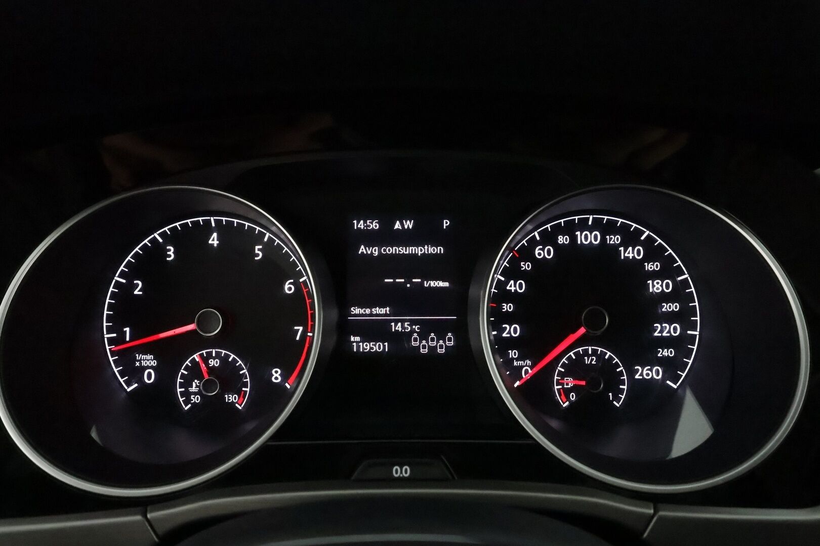 Volkswagen Touran 2017 Comfortline 1,4 TSI 110 kW DSG 7-paik. *Adapt.vakkari / Webasto / Koukku / LED / Navi / Keyless / P.kamera* - Suomi-auto / Hyvin huollettu / 2x vanteet / Lohkolämmitin 