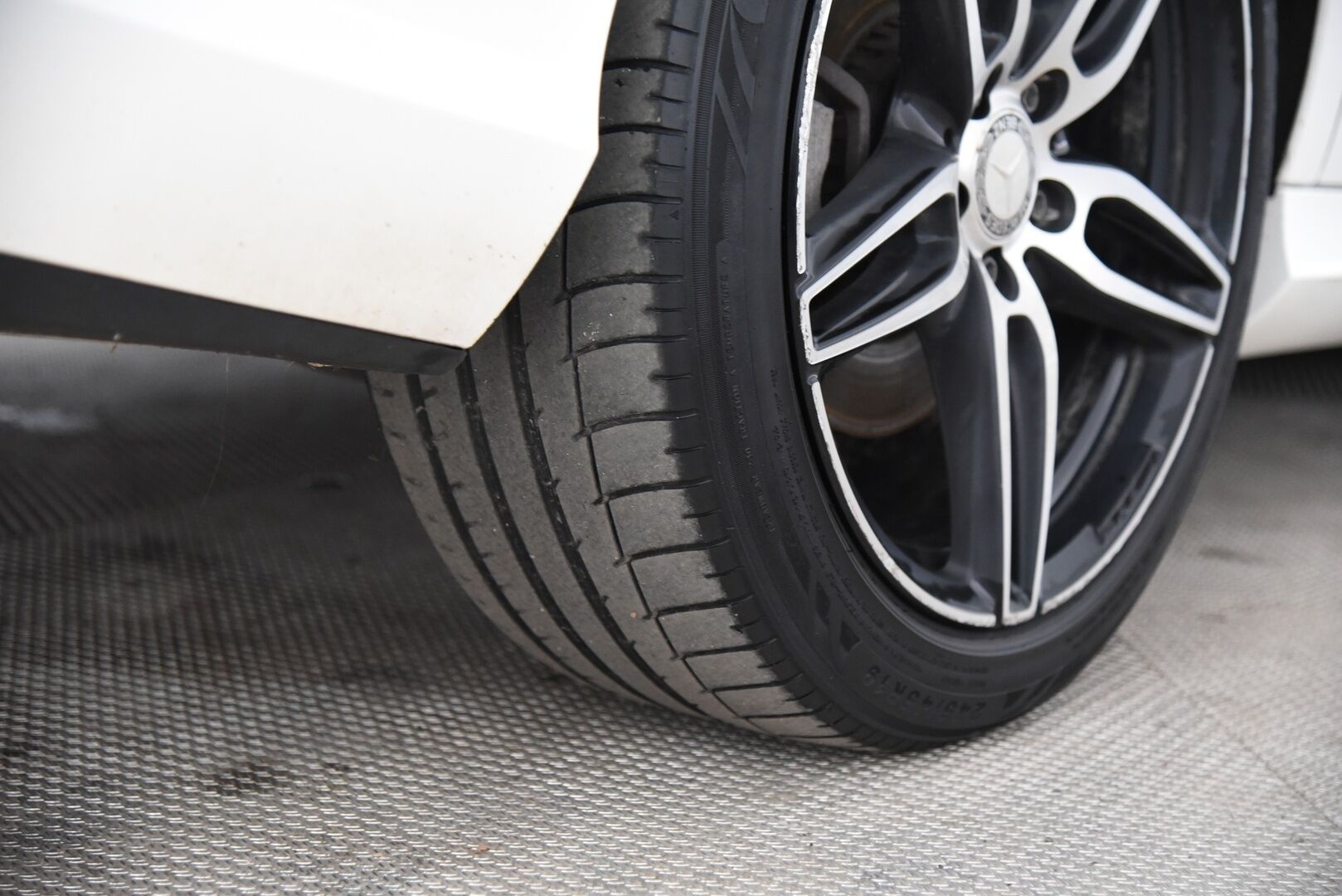 Mercedes-Benz E 2016 350 e Premium Business AMG- / YritysOutlet - Myydään vain yrityksille - YritysOutlet - Myydään vain yrityksille - Osta nyt, maksa vasta ensi vuonna