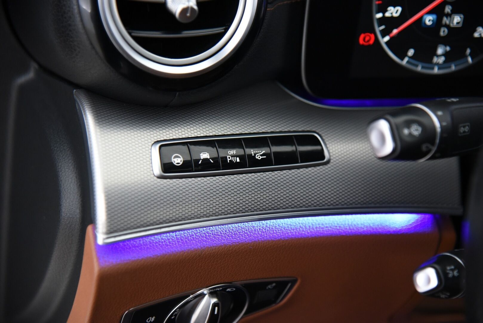 Mercedes-Benz E 2016 350 e Premium Business AMG- / YritysOutlet - Myydään vain yrityksille - YritysOutlet - Myydään vain yrityksille - Osta nyt, maksa vasta ensi vuonna