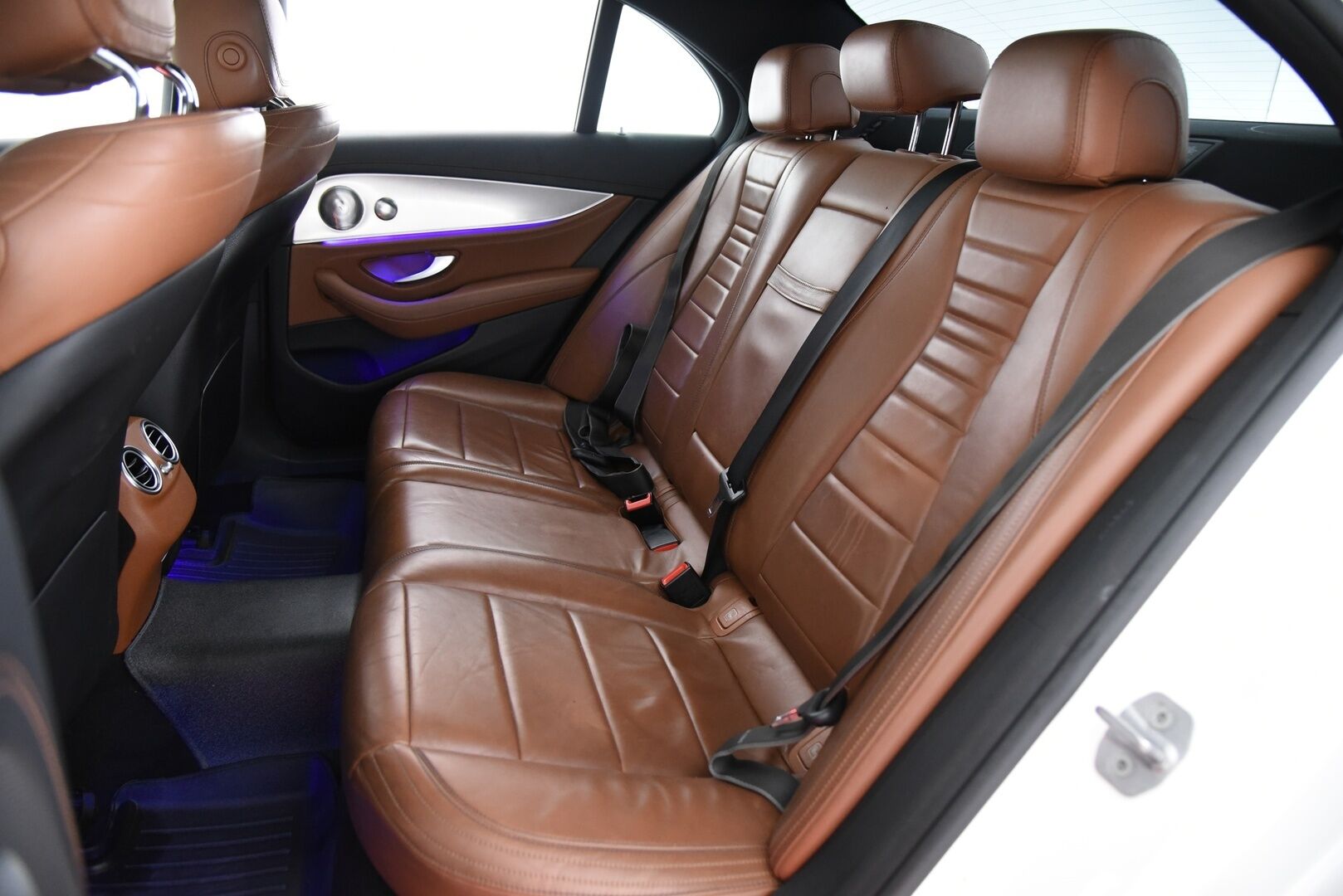 Mercedes-Benz E 2016 350 e Premium Business AMG- / YritysOutlet - Myydään vain yrityksille - YritysOutlet - Myydään vain yrityksille - Osta nyt, maksa vasta ensi vuonna