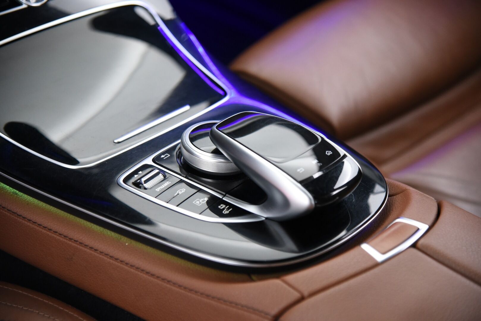 Mercedes-Benz E 2016 350 e Premium Business AMG- / YritysOutlet - Myydään vain yrityksille - YritysOutlet - Myydään vain yrityksille - Osta nyt, maksa vasta ensi vuonna