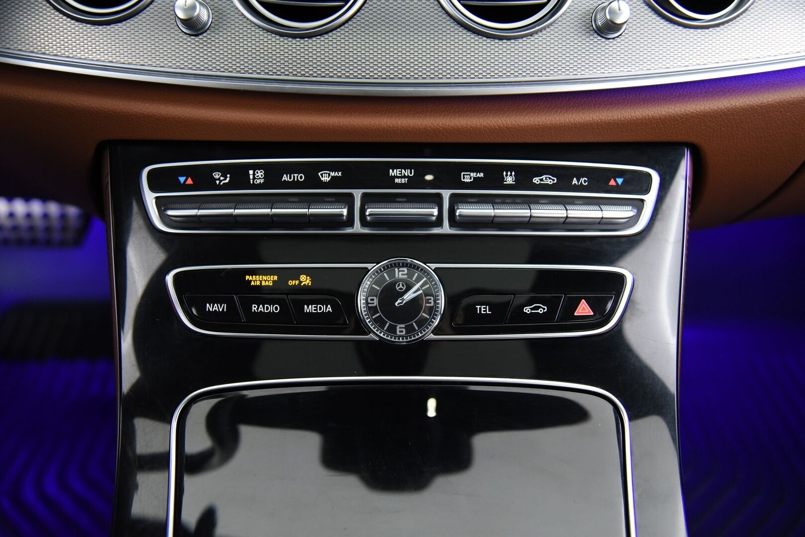 Mercedes-Benz E 2016 350 e Premium Business AMG- / YritysOutlet - Myydään vain yrityksille - YritysOutlet - Myydään vain yrityksille - Osta nyt, maksa vasta ensi vuonna