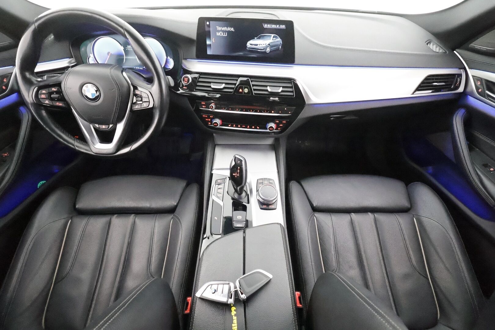 BMW 520 2017 G30 Sedan 520d A xDrive Business Luxury - | ACC | Digimittari | LED | Sportnahat | H&K | Navi | Kaistavahti | Suomi-auto | Kahdet renkaat aluvanteilla |