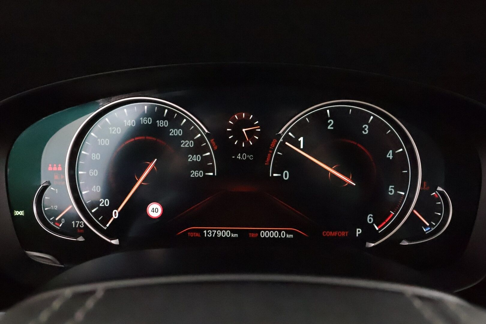 BMW 520 2017 G30 Sedan 520d A xDrive Business * Webasto / Adapt.Vakkari / Vetokoukku / Harman&Kardon / Peruutuskamera / Comfort Penkit Muistilla - Adapt.LED / Suomiauto / SUPERVARUSTEET! - HULLUT AVAJAISHULINAT KORKOTARJOUS 3,29 %