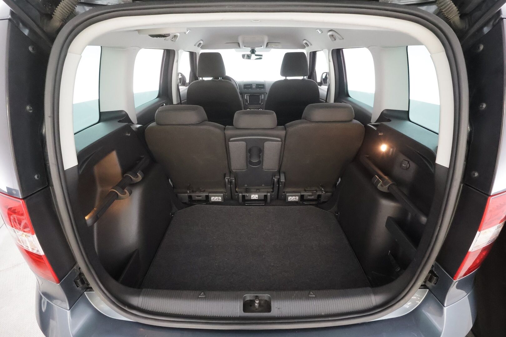 Skoda Yeti 2017 1,2 TSI Style DSG Autom. - | Facelift | Koukku | Navi | P.kamera | Keyless | Vakkari | Lohko + sisälämmitin | Apple & Android | Aut. Ilm. | 2x renkaat aluin | 
