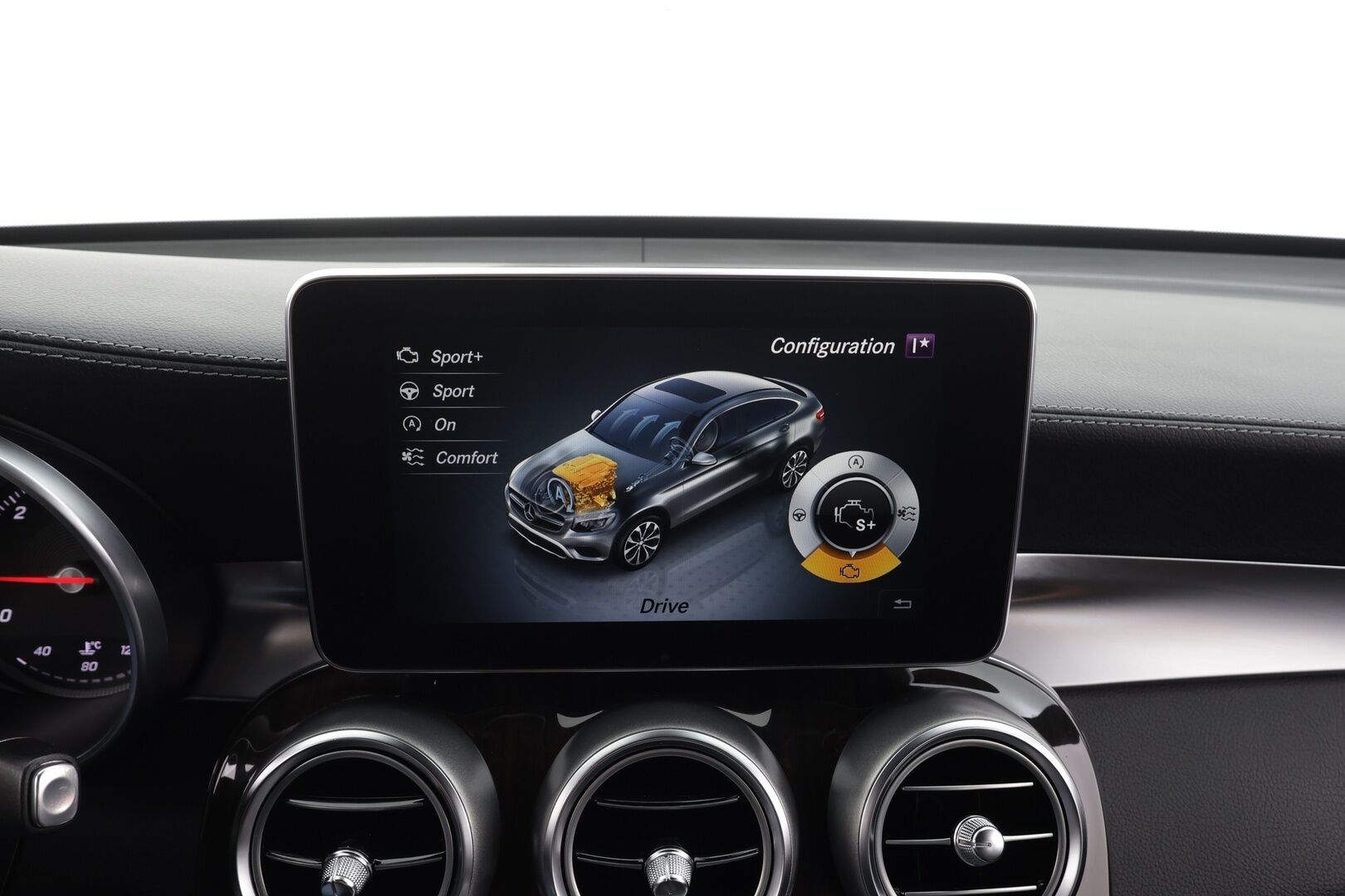 Mercedes-Benz GLC 2017 220 d Coupé 4Matic A Premium Business AMG * Distronic+ / ILS-LED / 360° / Sportpenkit / Navi / Kaistavahti * - Suomi-auto - HULLUT BLACKWEEK JATKOT - KORKOTARJOUS 2,49%