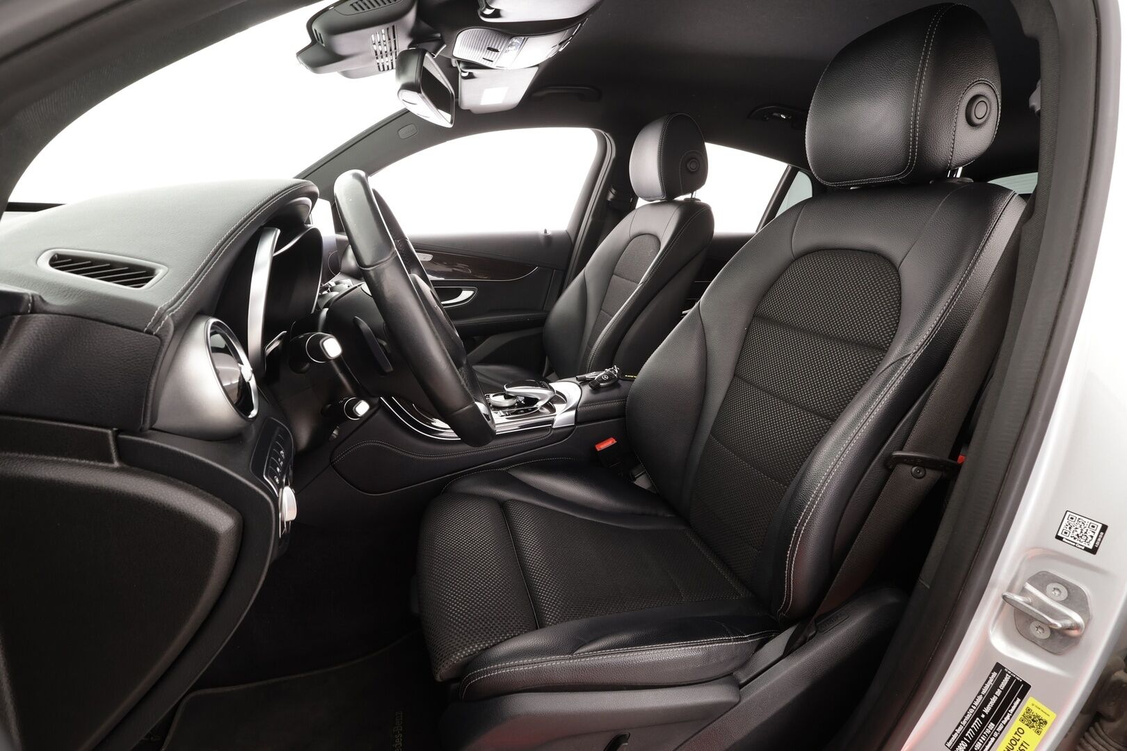 Mercedes-Benz GLC 2017 220 d Coupé 4Matic A Premium Business AMG * Distronic+ / ILS-LED / 360° / Sportpenkit / Navi / Kaistavahti * - Suomi-auto - HULLUT BLACKWEEK JATKOT - KORKOTARJOUS 2,49%