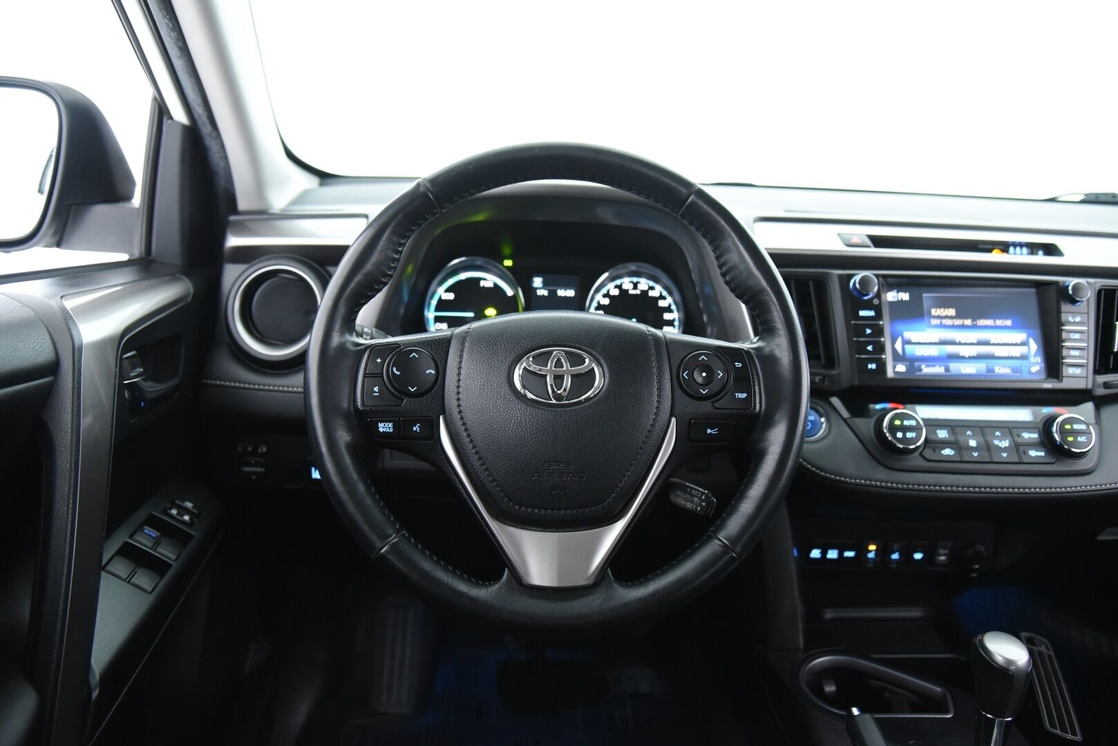 Toyota RAV4 2017 2,5 Hybrid FWD Active / ACC / Vetokoukku / Lohkolämmitin / Sähk. takaluukku - Merkkiliikkeen huoltohistorialla / Suomi-auto / Läm. tuulilasi
