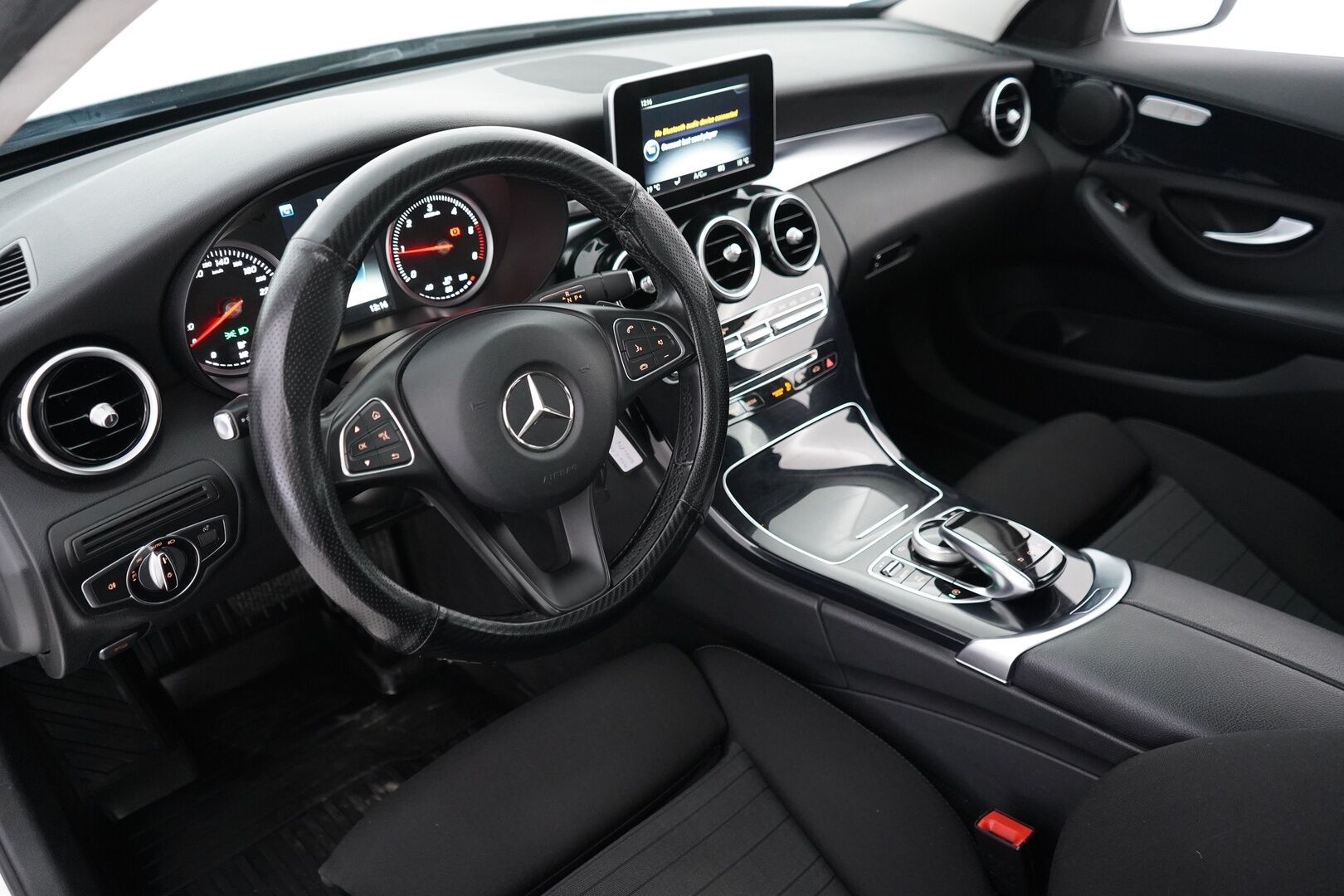 Mercedes-Benz C 2015 200 BlueTec T A Premium Business - Vetokoukku | Vakkari | Lohko+Pistoke | Tutkat | 2x renkaat | Seuraava katsastus 02/2027 | Hyvät huollot