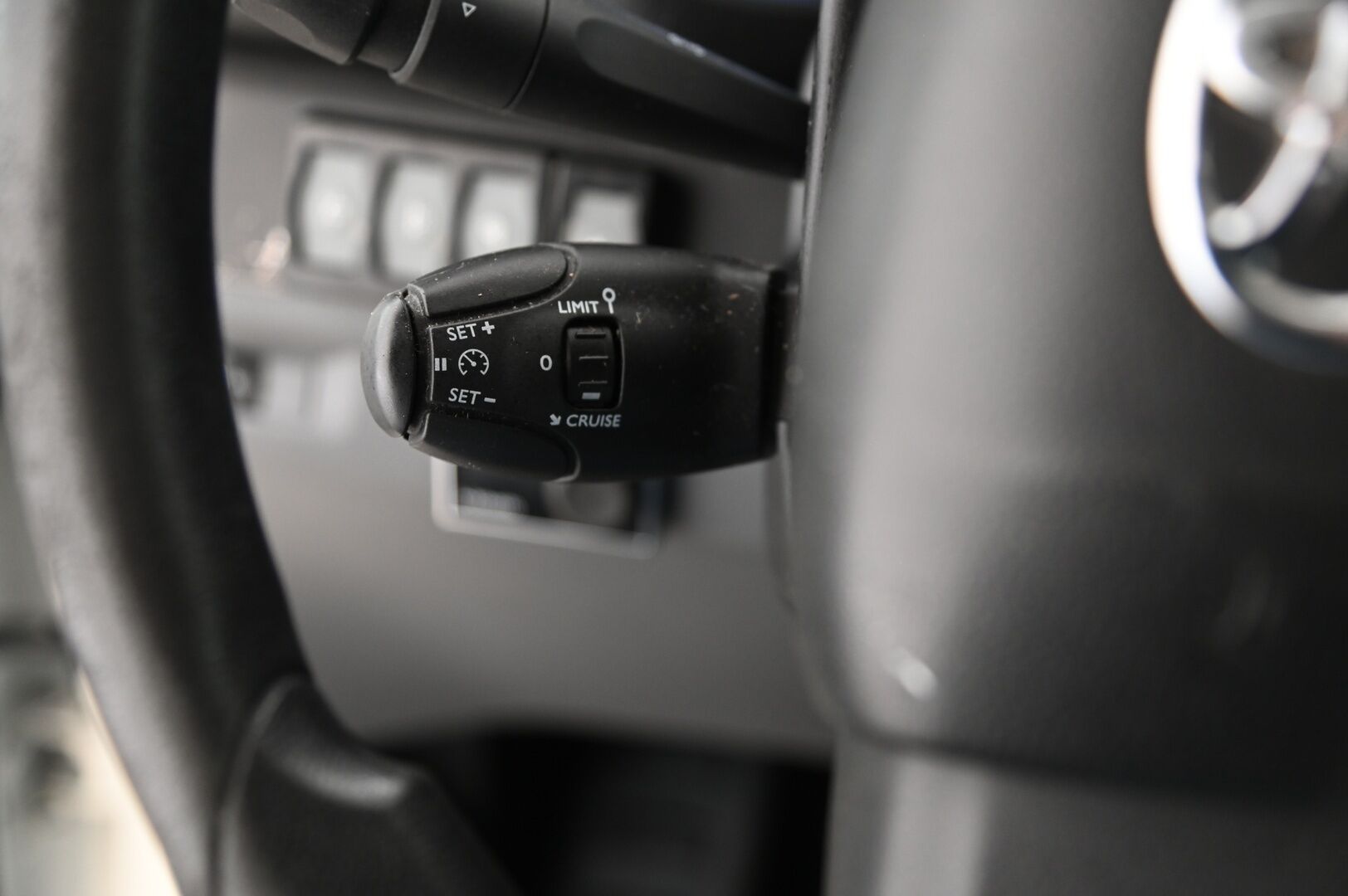 Toyota Proace 2017 Compact 2,0 D 120 - *Suomi-Auto / Webasto / Penkinlämmittemet / Invertteri*