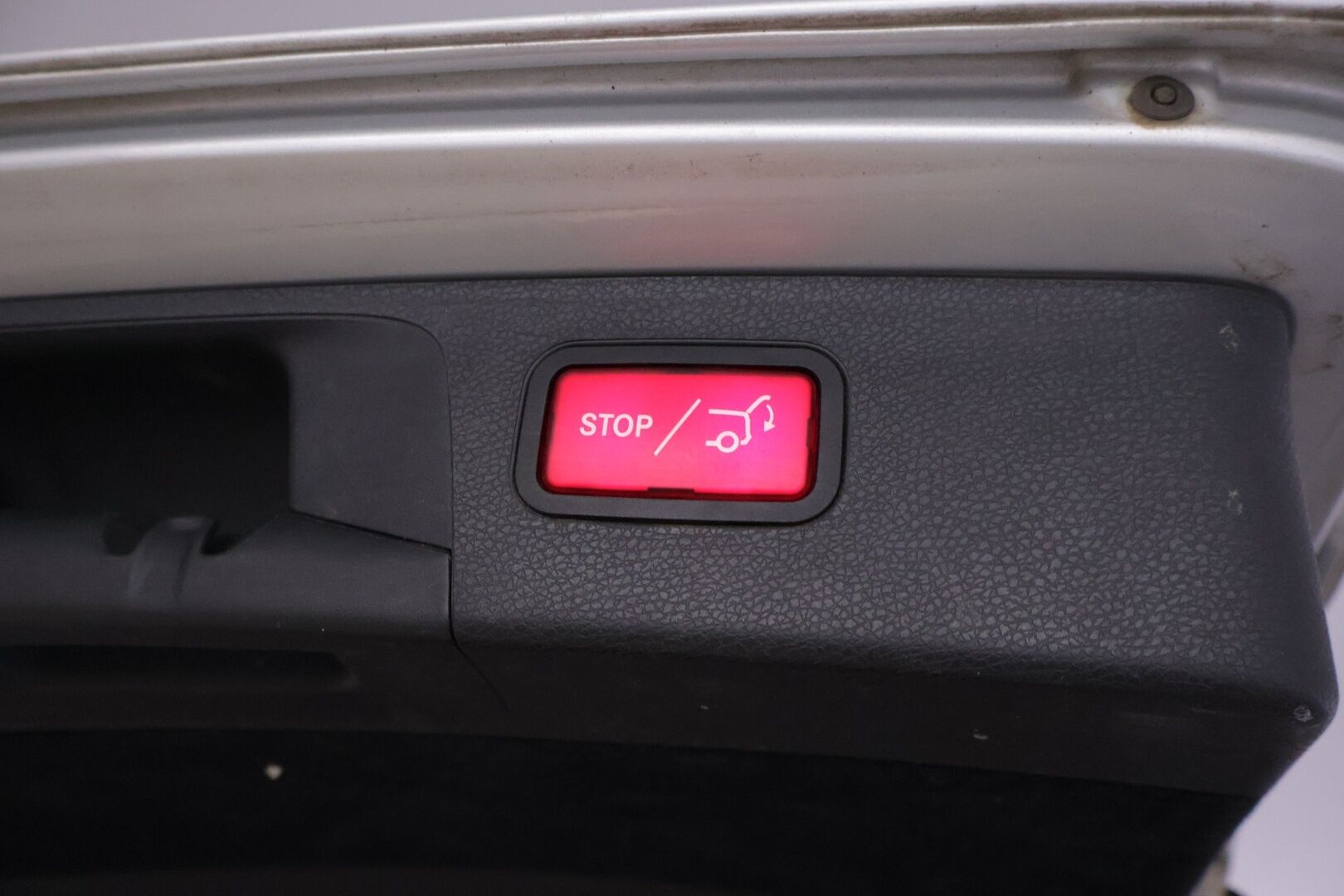Mercedes-Benz E 2017 220 d BlueTec Premium business - | 360 kamera | Sähkökoukku | Lohko + sisäpistoke | Led ajovalot | Navi | 