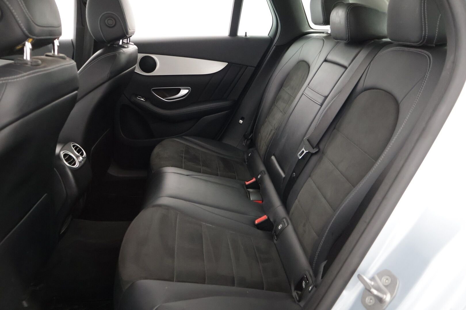 Mercedes-Benz GLC 2017 350 e 4Matic A Premium Business - YritysOutlet - Myydään vain yrityksille - SOH 72% / Koukku / Keyless / Hyvä huoltohistoria