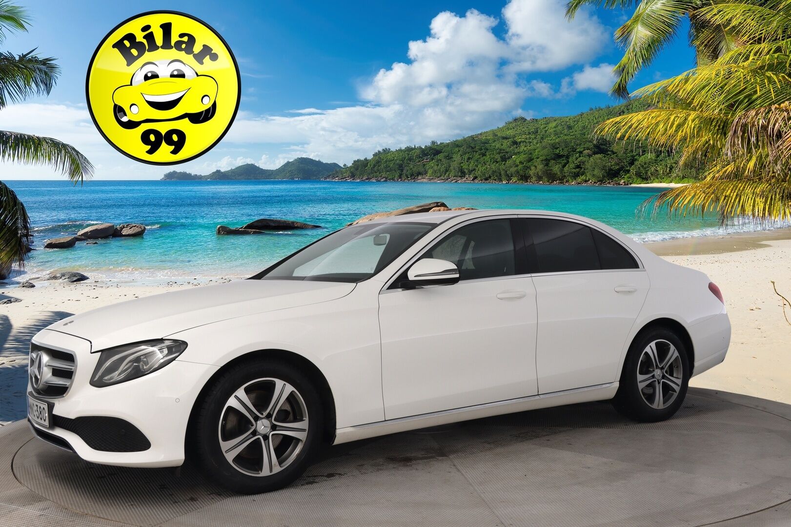 Mercedes-Benz E 2017 220 d 4Matic A Premium Business *Lohko / Navi / P.kamera / Ambient - **Varusteet tulossa**